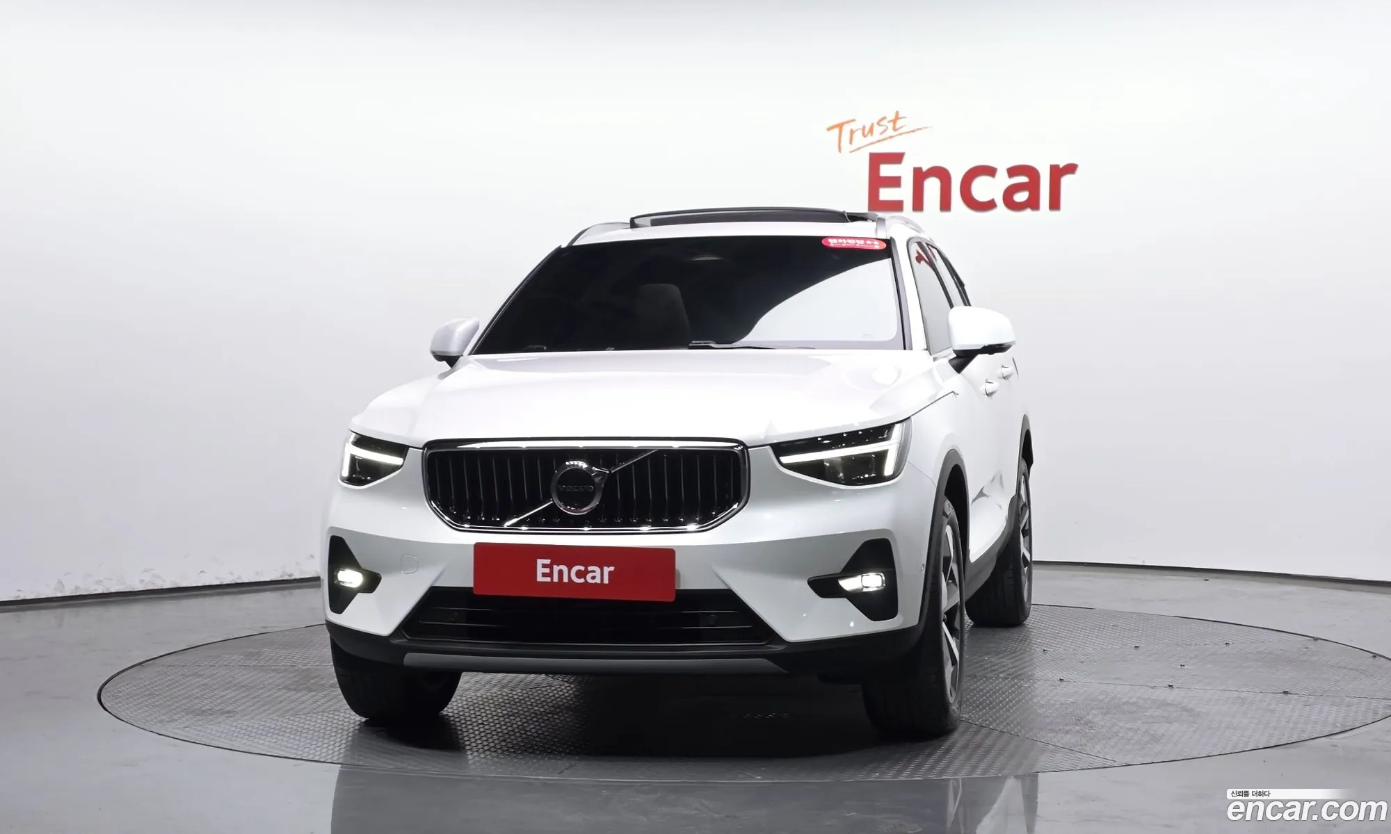 Volvo XC40 2024 — 27