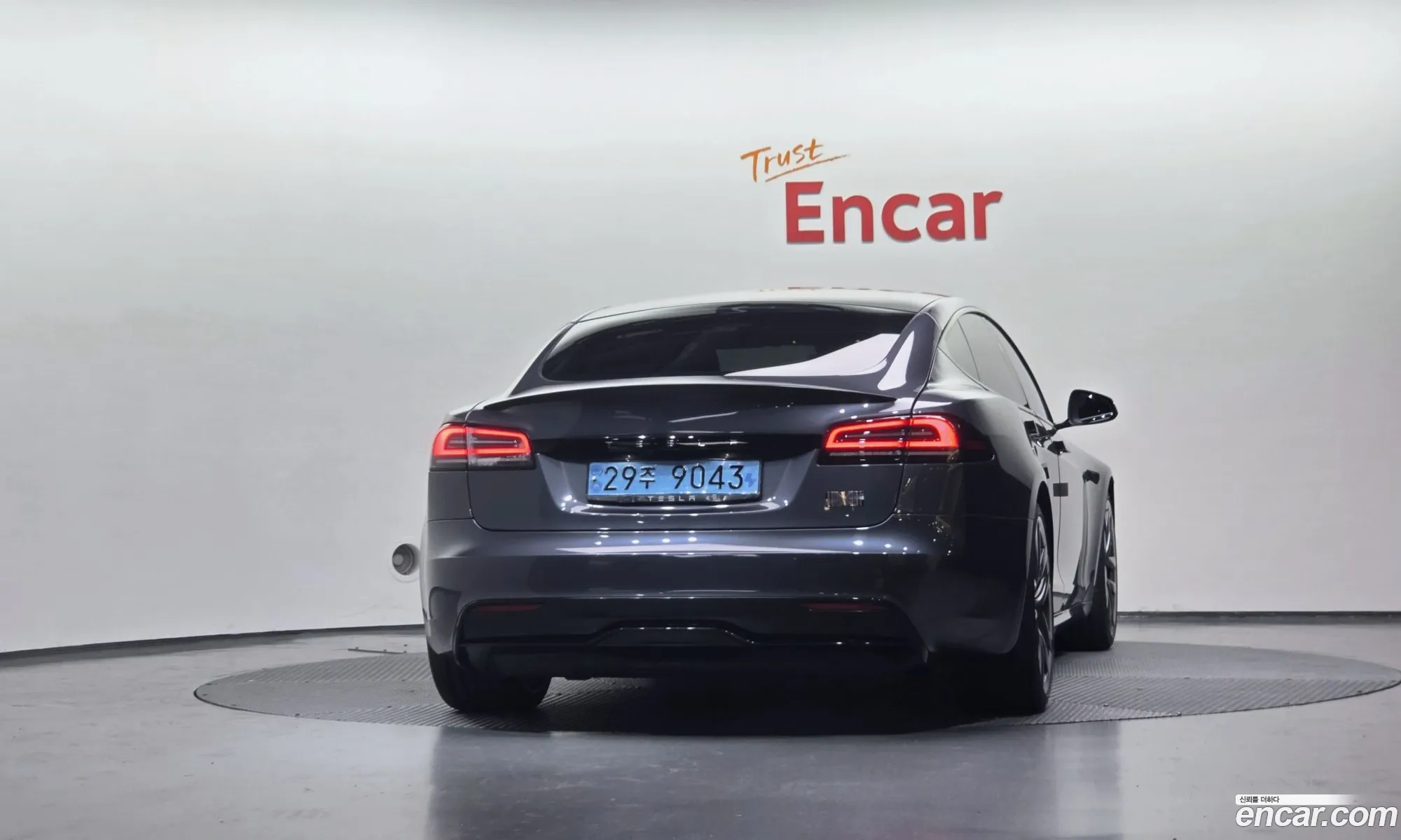 Tesla Model S 2023 — 6