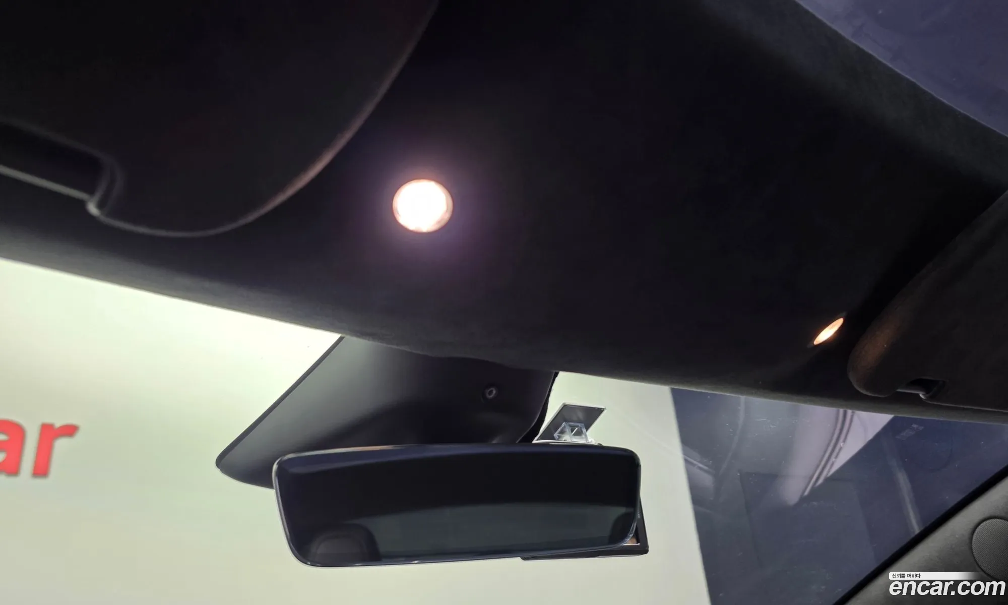 Tesla Model S 2023 — 18
