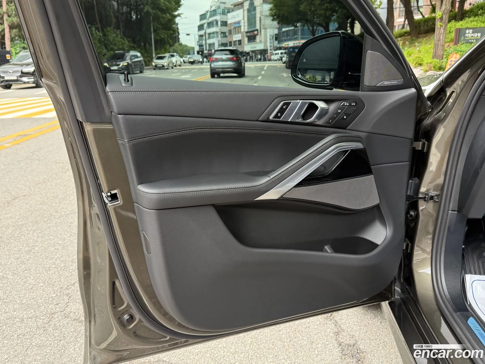 BMW X6 2025 — 7