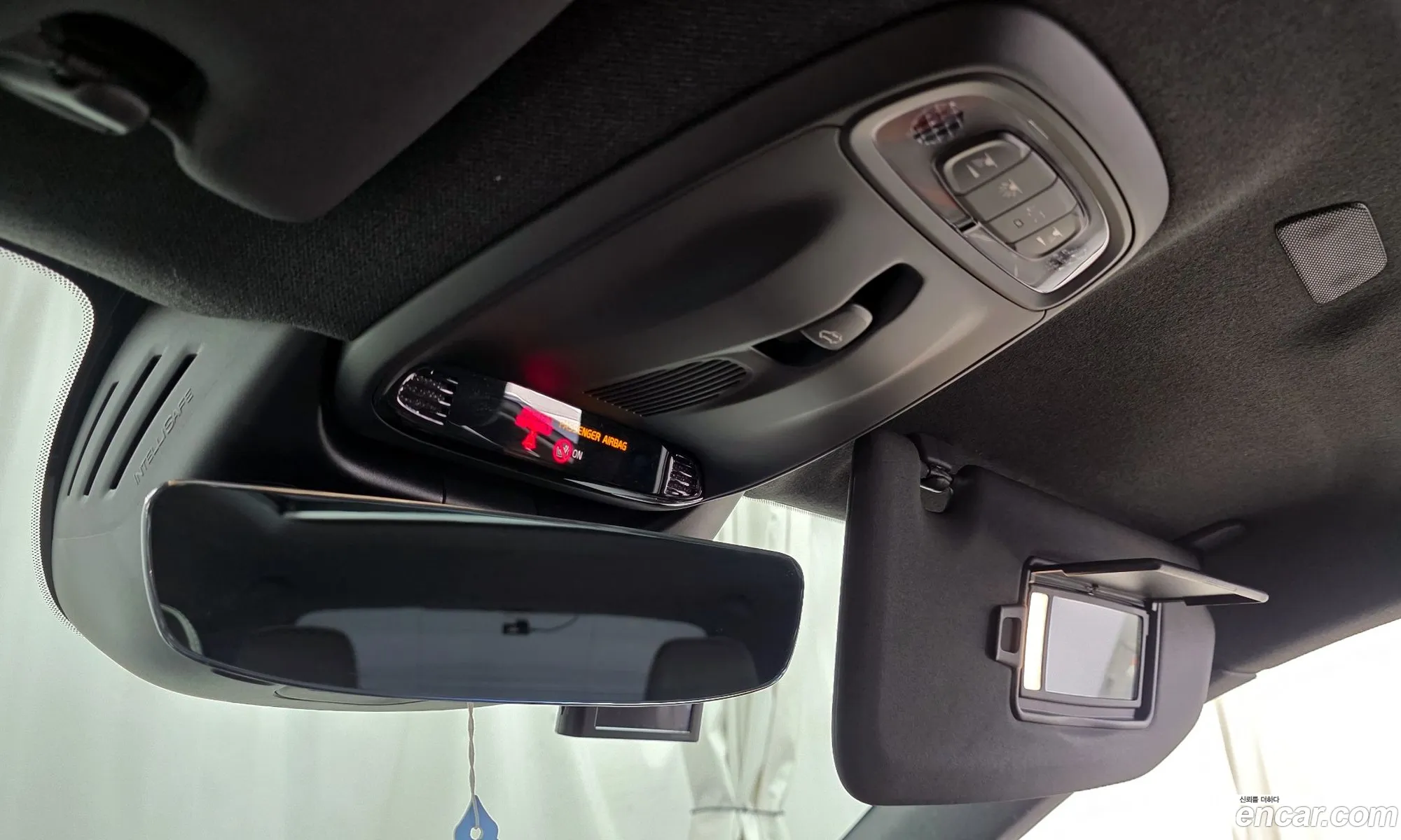 Volvo XC40 2020 YV1XZACACL2248033 — 27