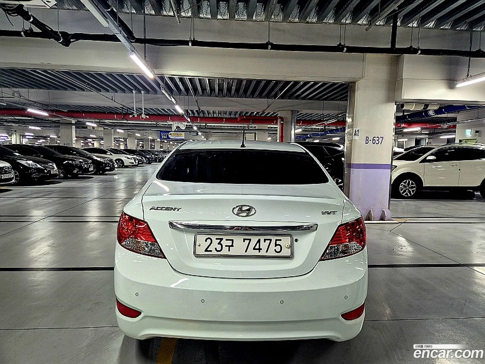 Hyundai Accent 2012 — 2