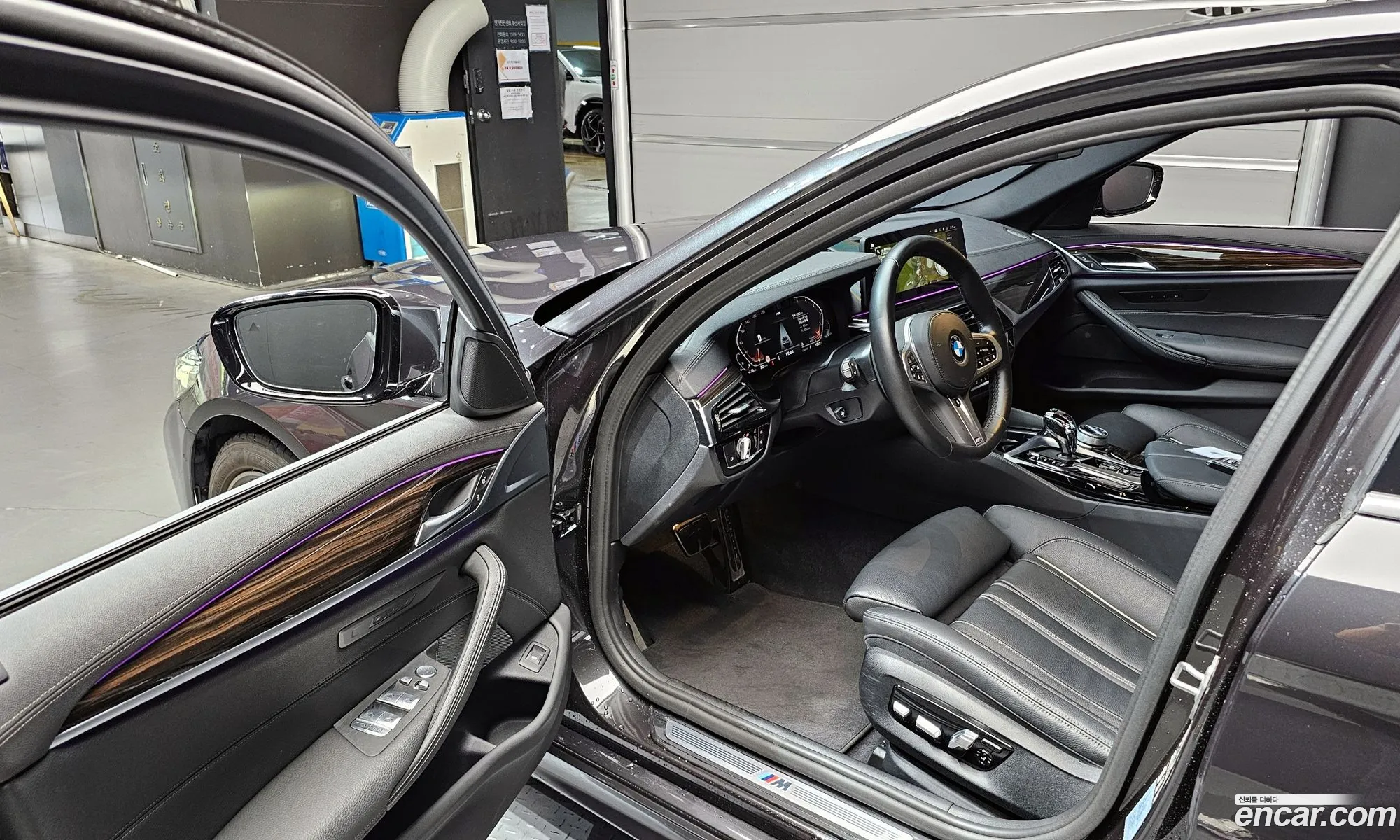 BMW 5 Series 2022 — 18