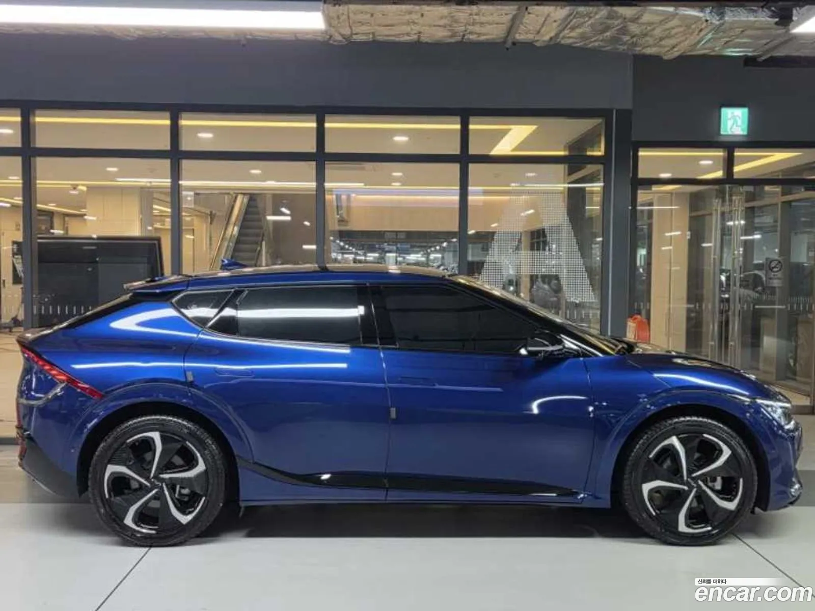 Kia EV6 2023 — 4