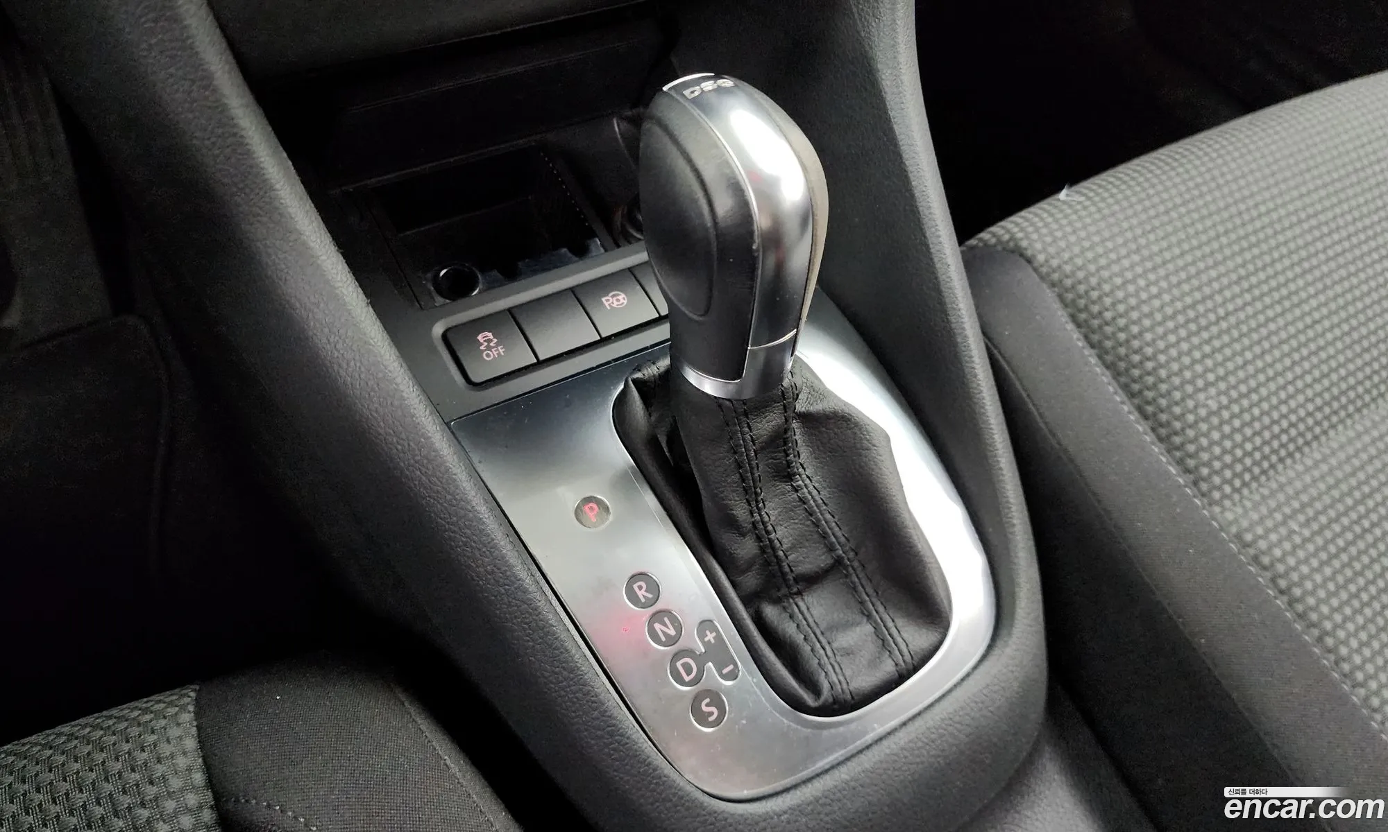 Volkswagen Golf 6th Gen 2011 — 8