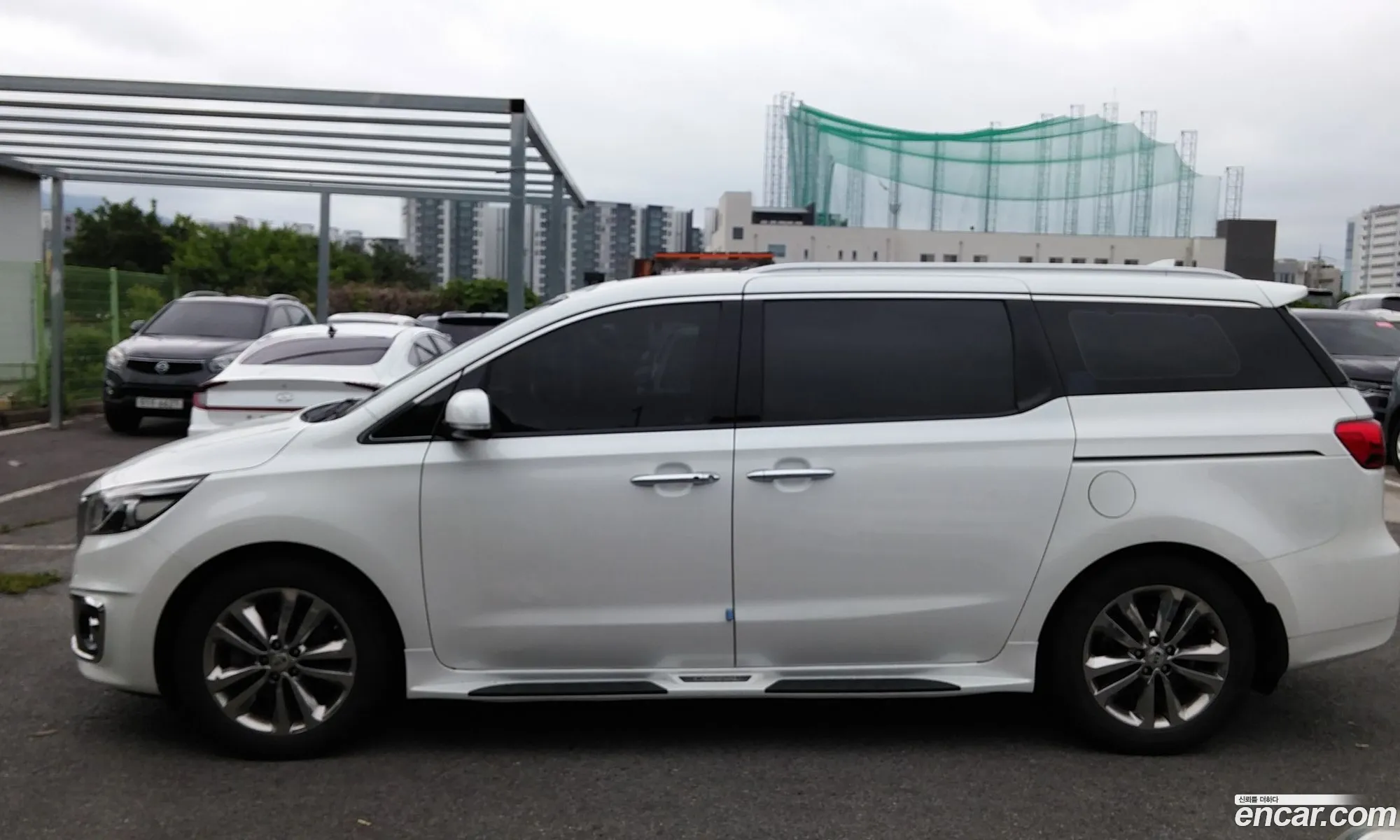 Kia Carnival 2017 — 3