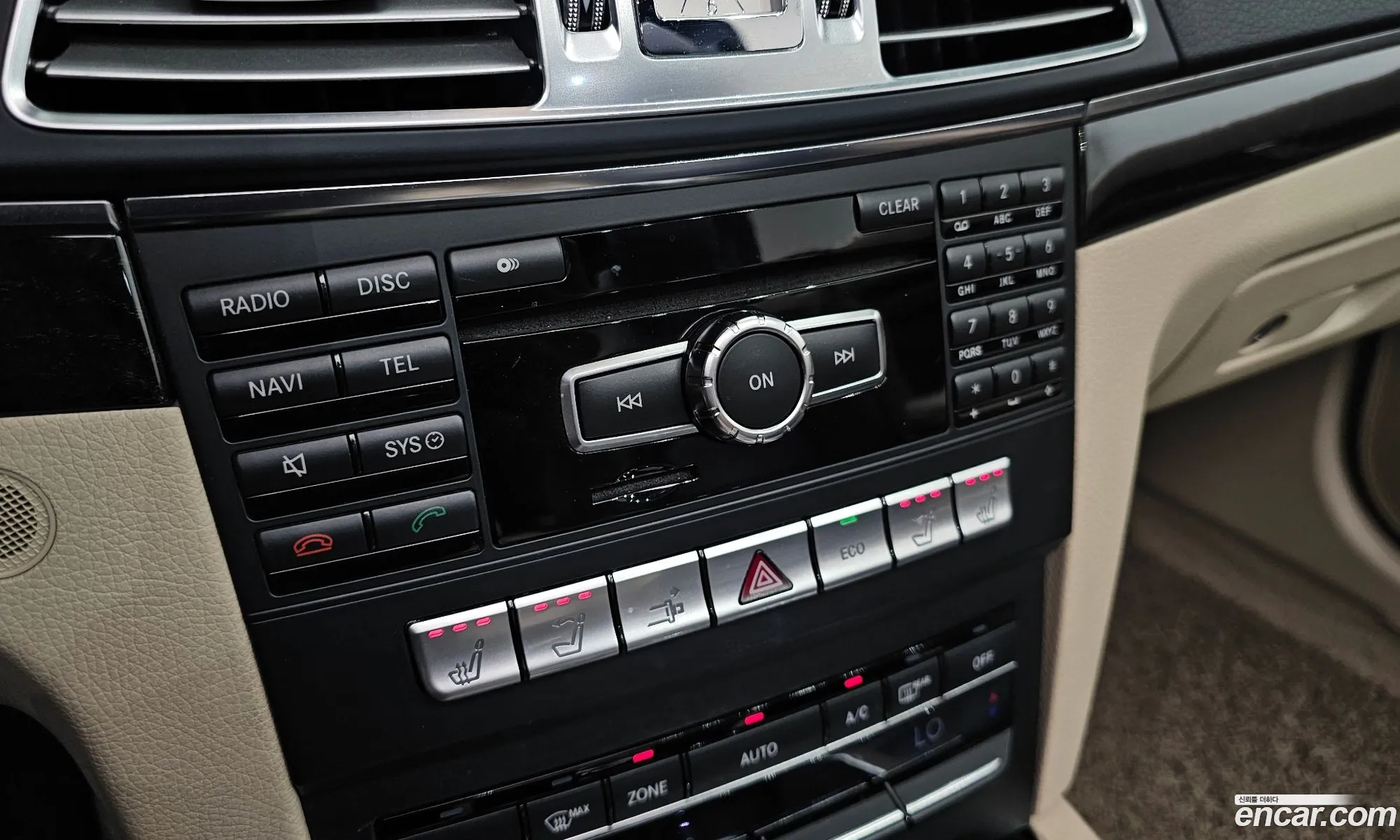 Mercedes-Benz E-Class W212 2014 WDDKK3EF6EF267011 — 10