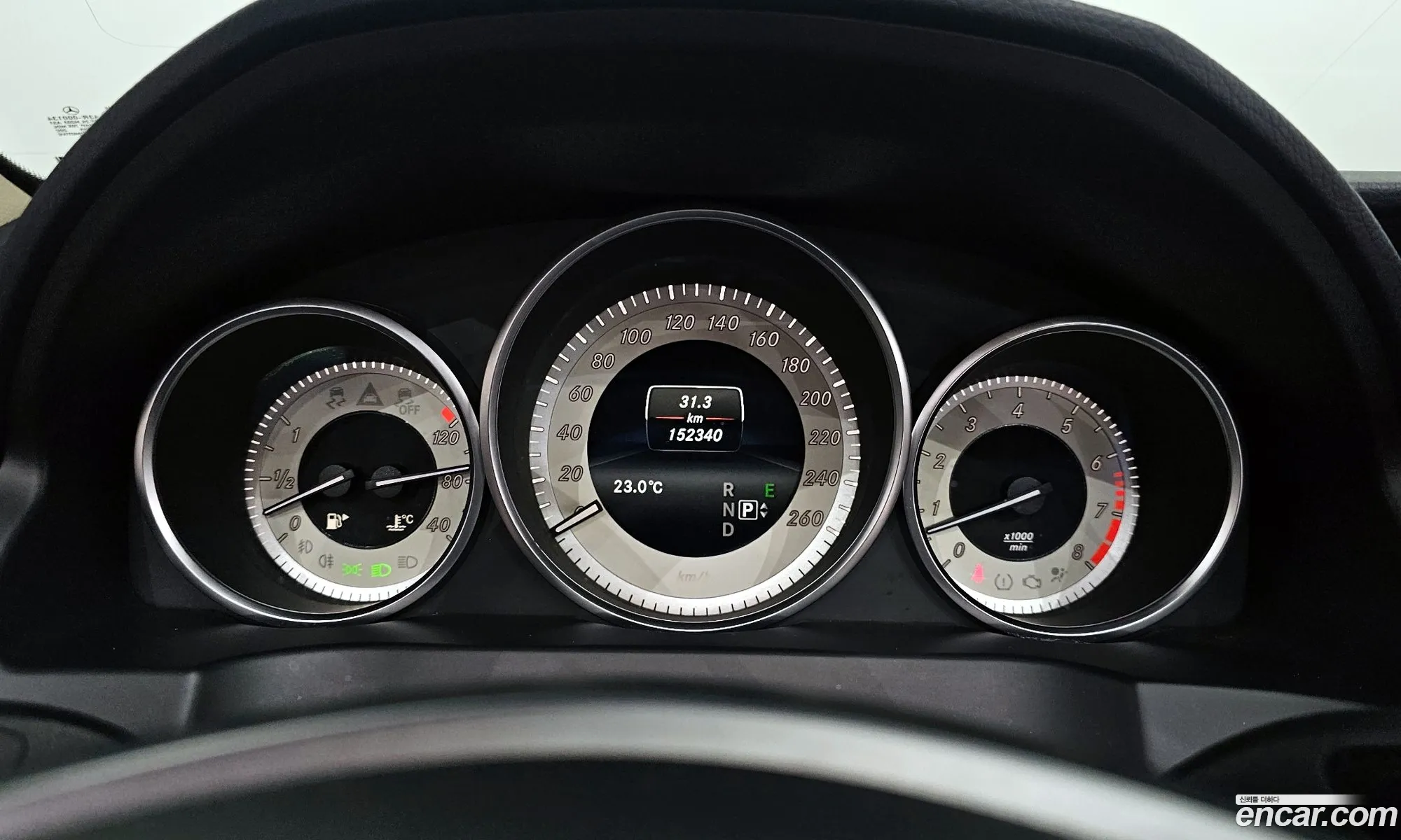Mercedes-Benz E-Class W212 2014 WDDKK3EF6EF267011 — 4