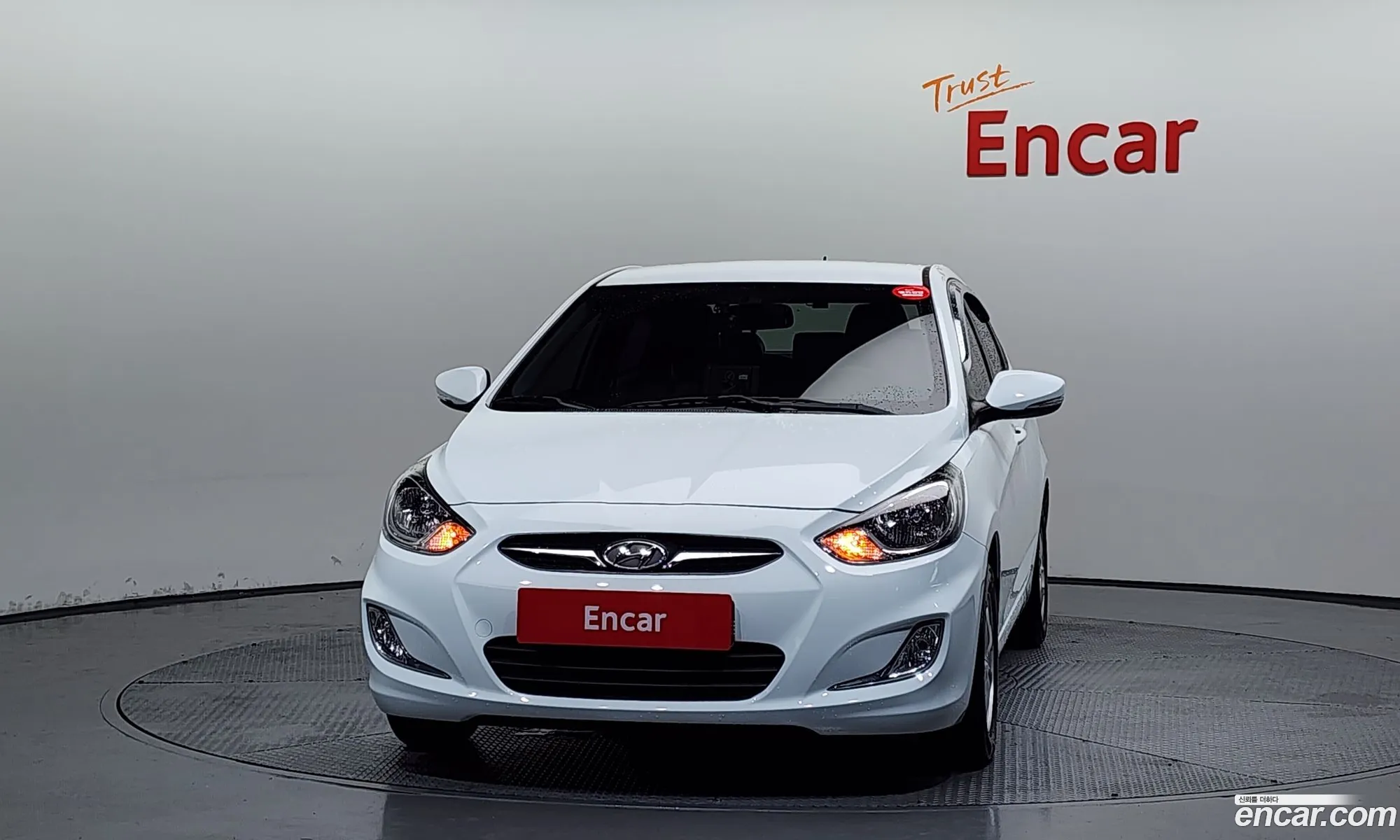 Hyundai Accent 2012 — 2