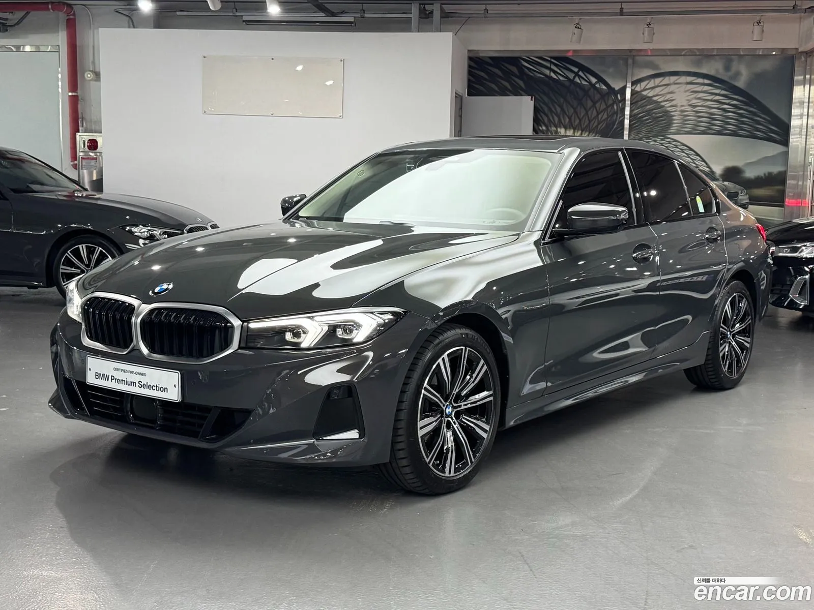 BMW 3 Series 2025 — 18