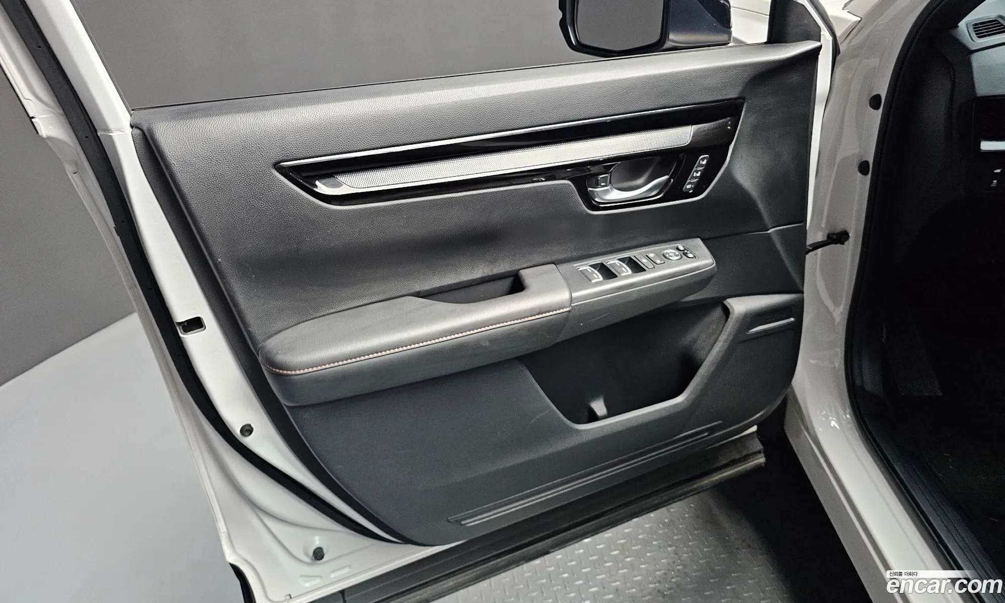 Honda CR-V 6th Gen 2024 — 25