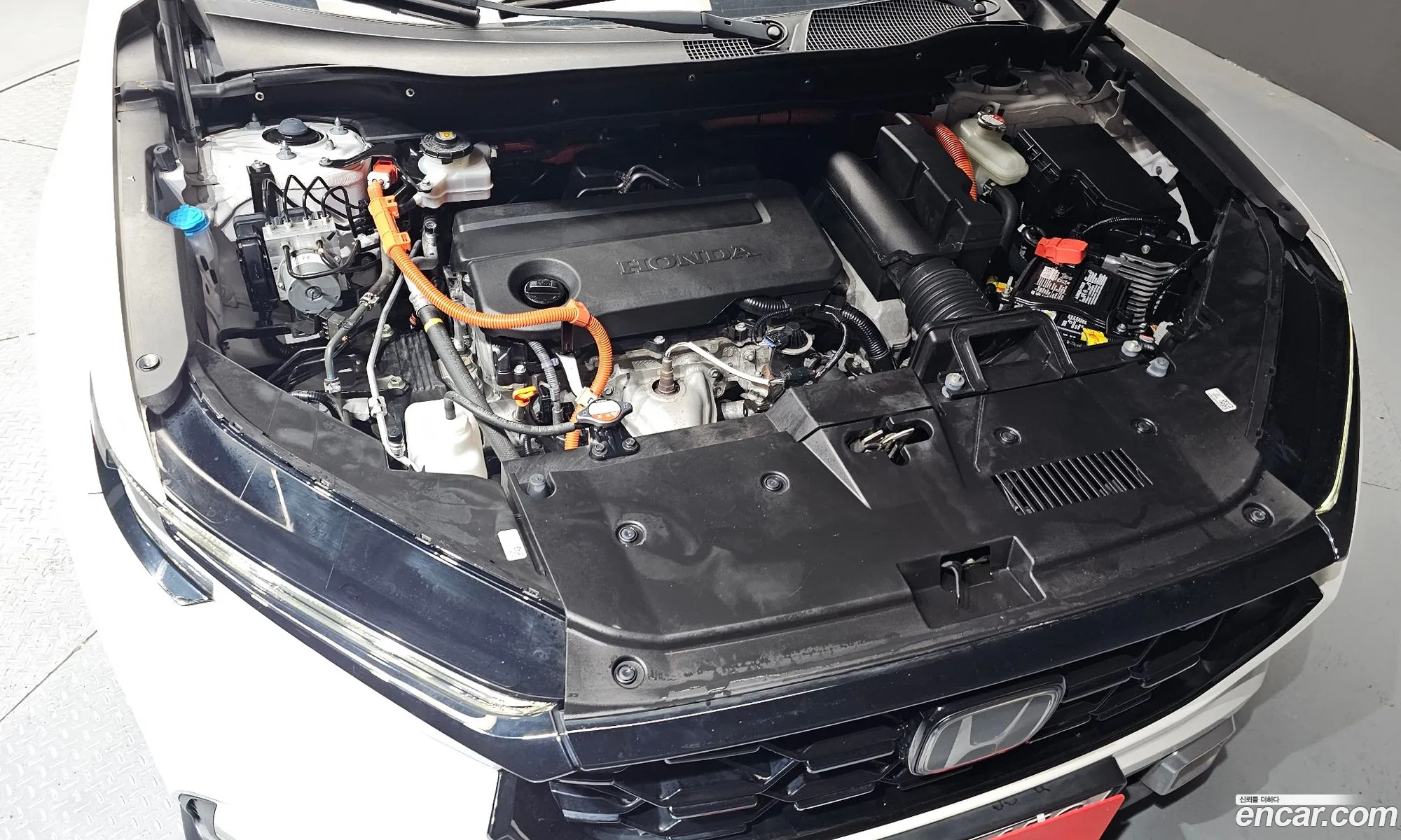 Honda CR-V 6th Gen 2024 — 4