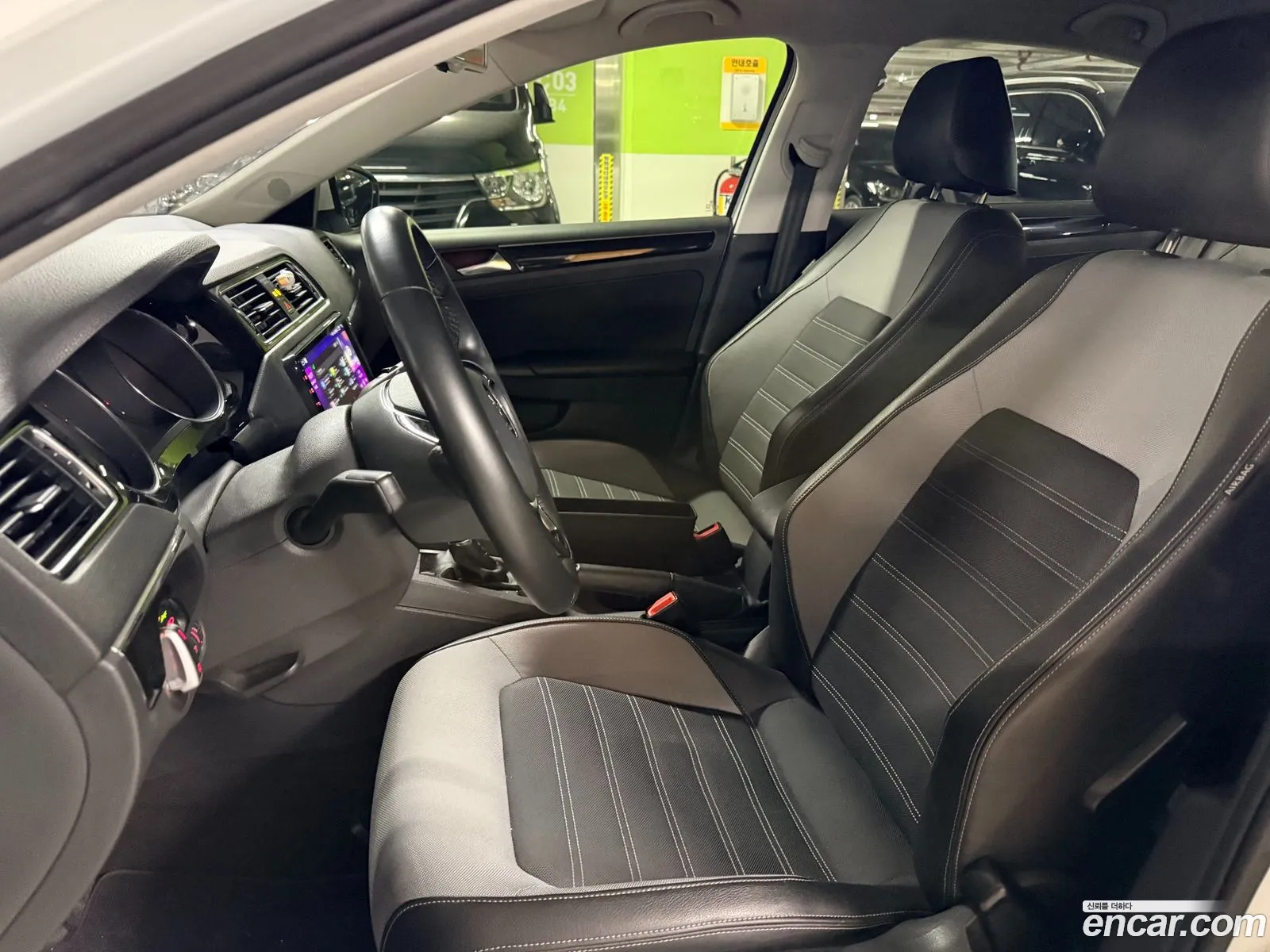 Volkswagen Jetta 2015 — 3
