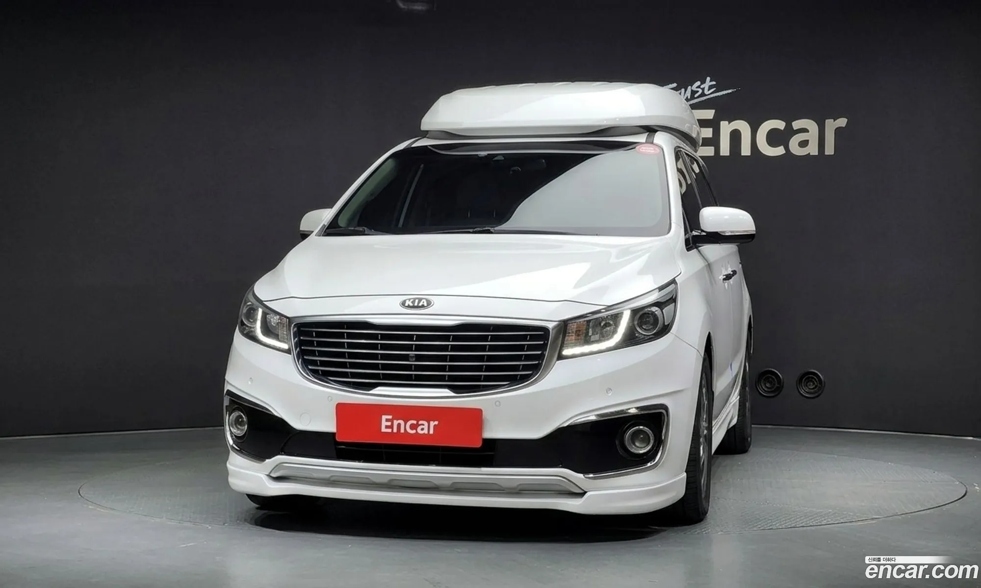 Kia Carnival 2017 KNAME811BJS349238 — 2