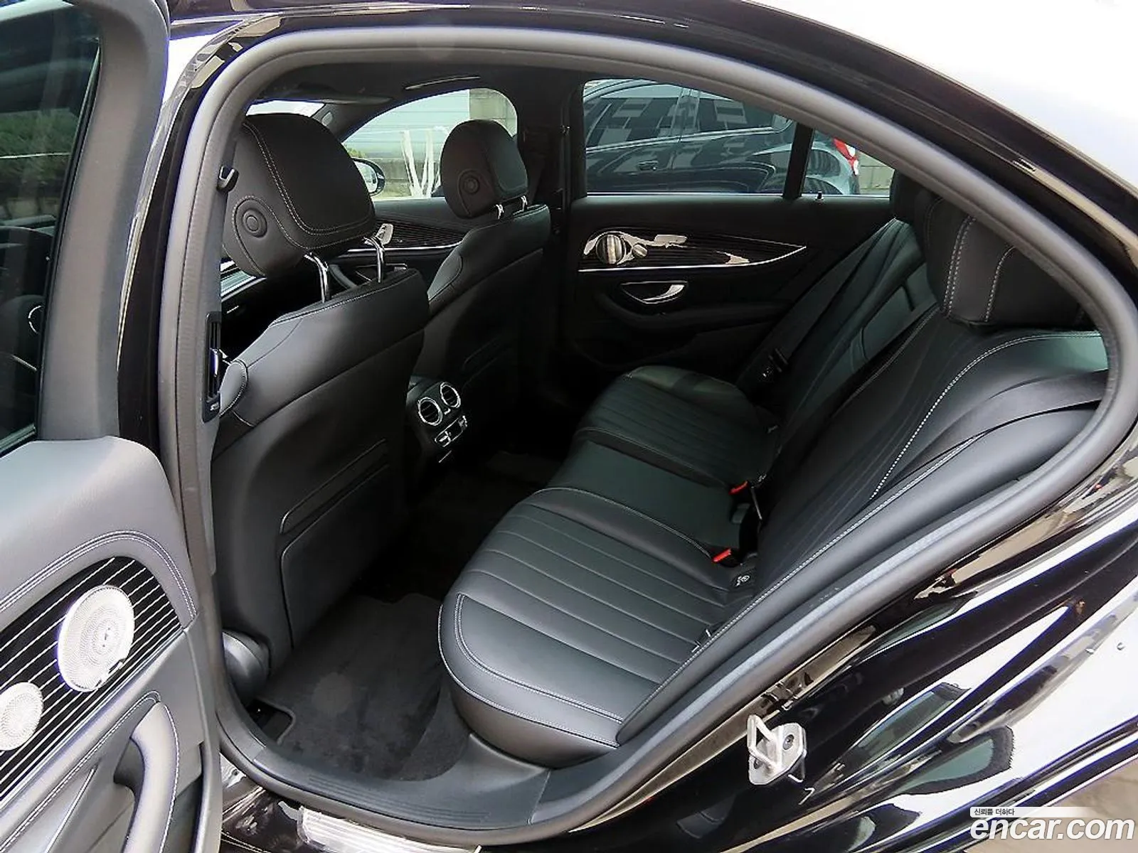 Mercedes-Benz E-Class W213 2022 — 2
