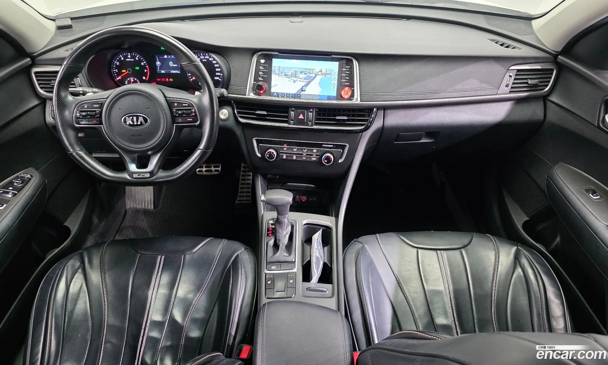 Kia K5 2017 — 2