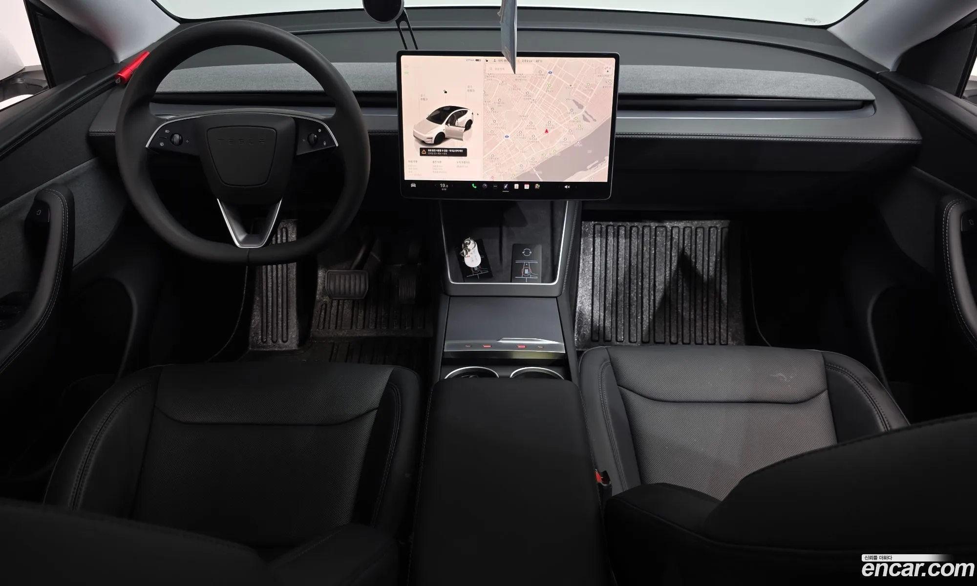 Tesla Model Y 2025 LRWYGCFJ9SC027390 — 22