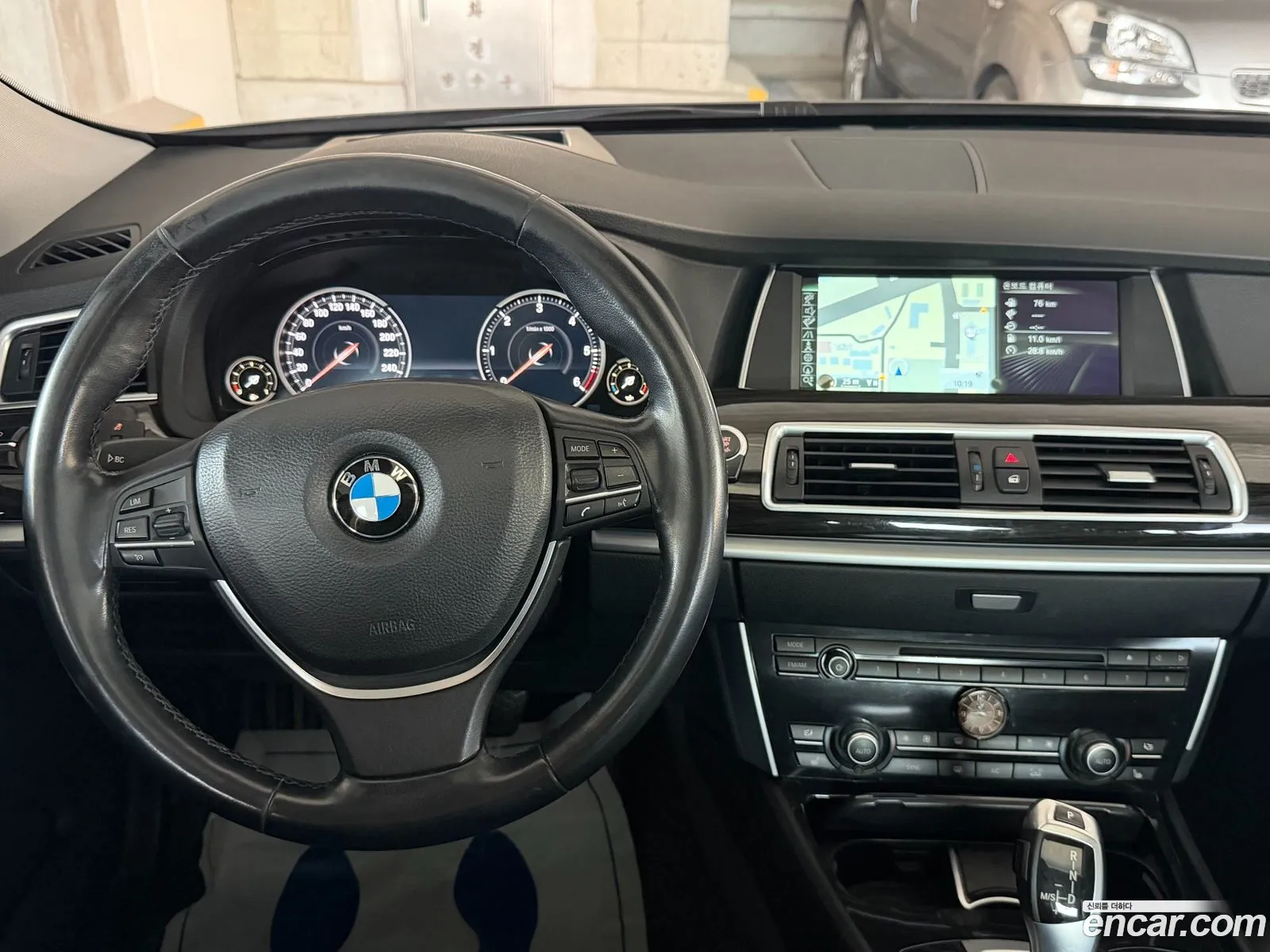 BMW 5 Series GT 2014 — 19
