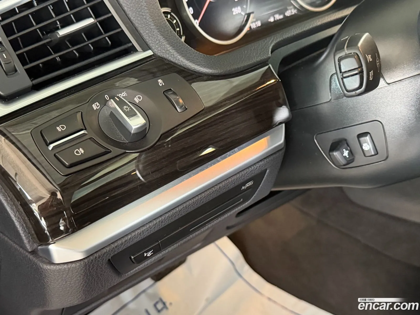 BMW 5 Series GT 2014 — 10