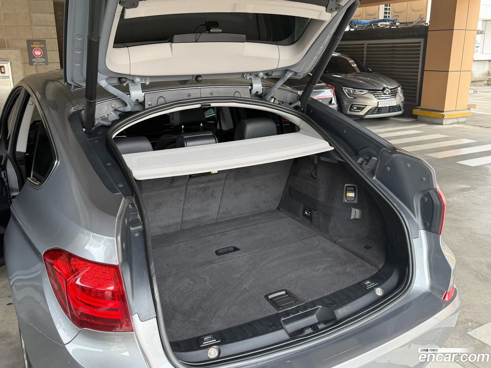 BMW 5 Series GT 2014 — 12