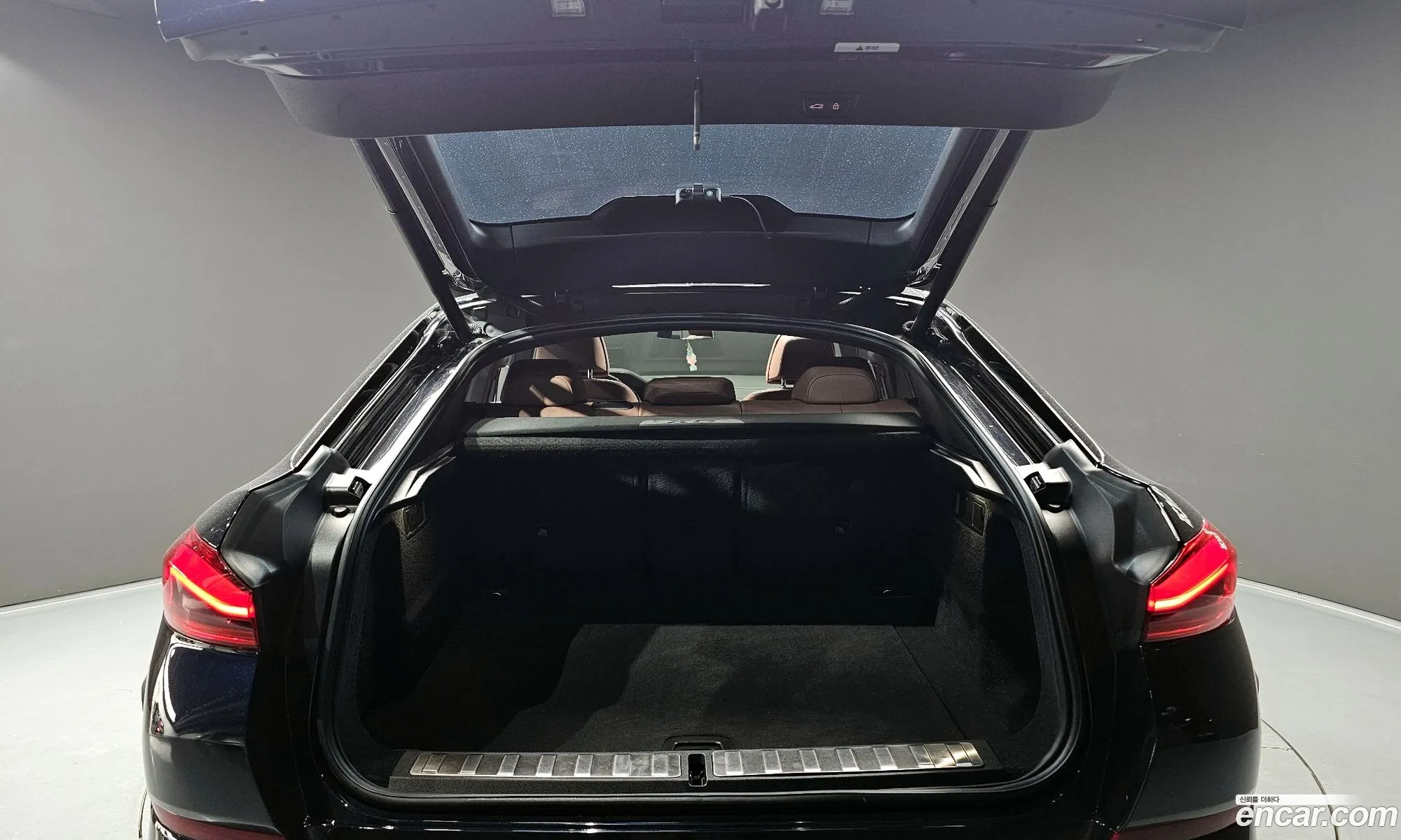 BMW X6 2021 — 18