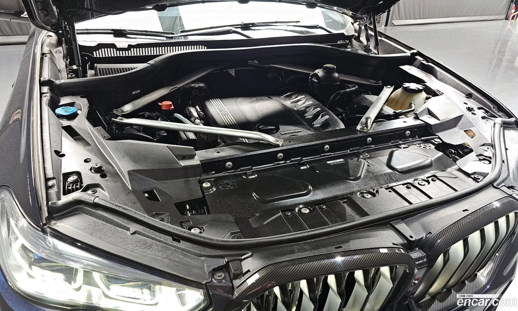 BMW X6 2021 — 10
