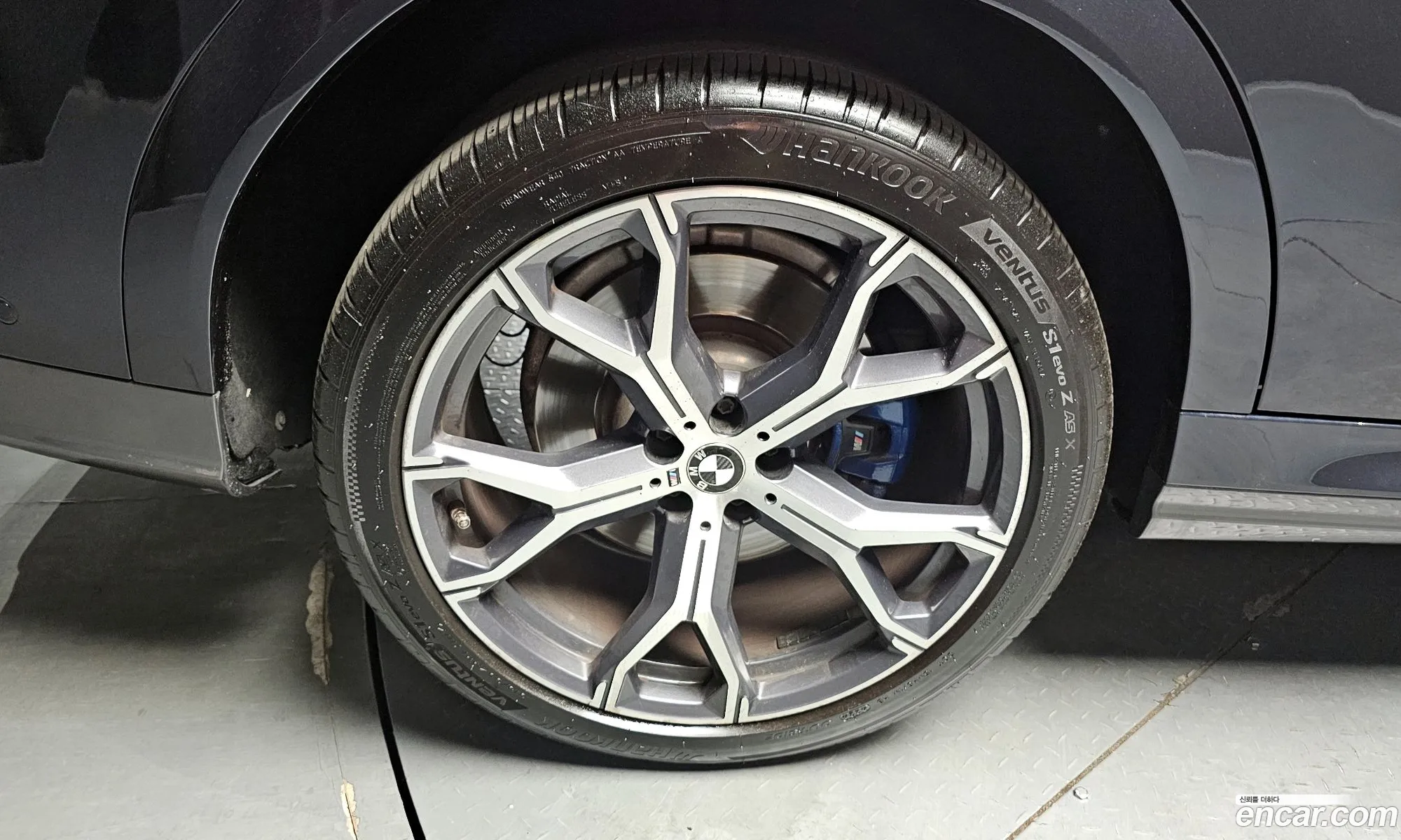 BMW X6 2021 — 19