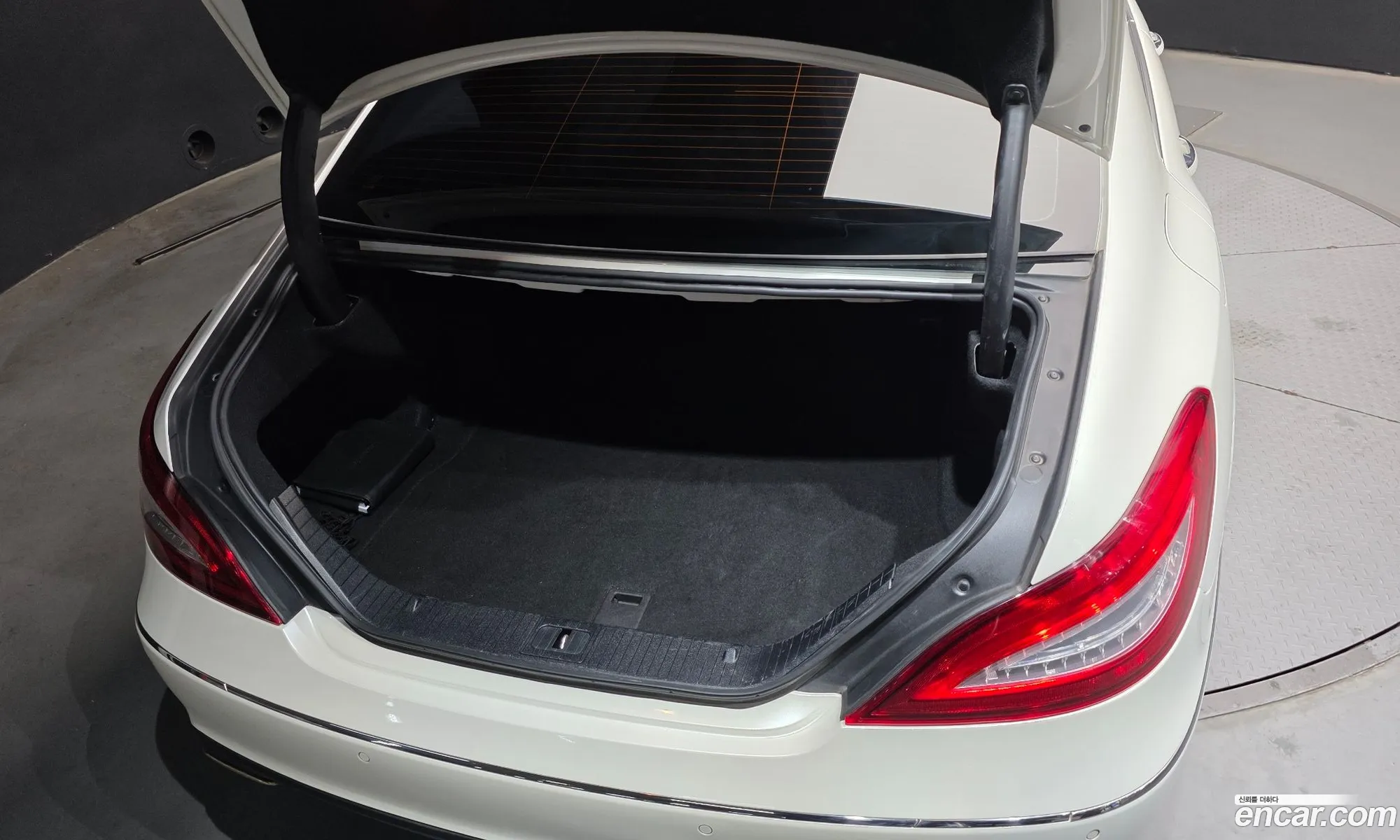 Mercedes-Benz CLS-Class W218 2016 — 4