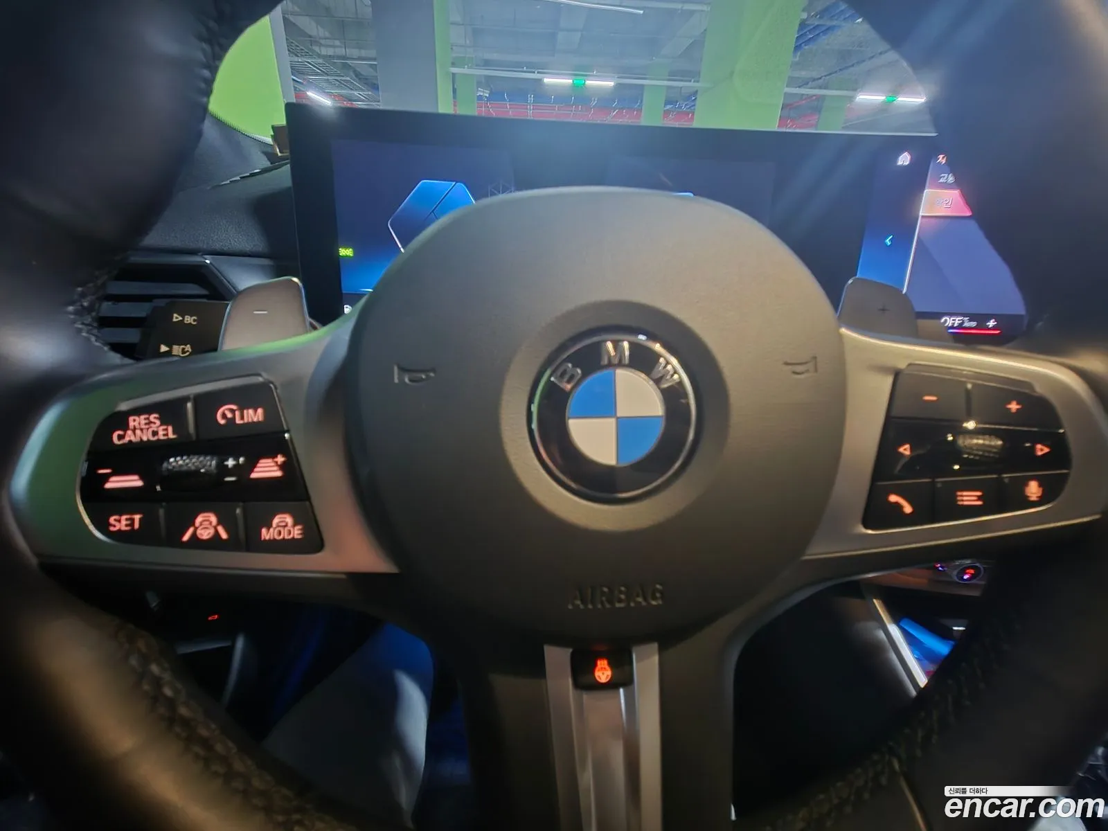BMW 3 Series 2024 — 18