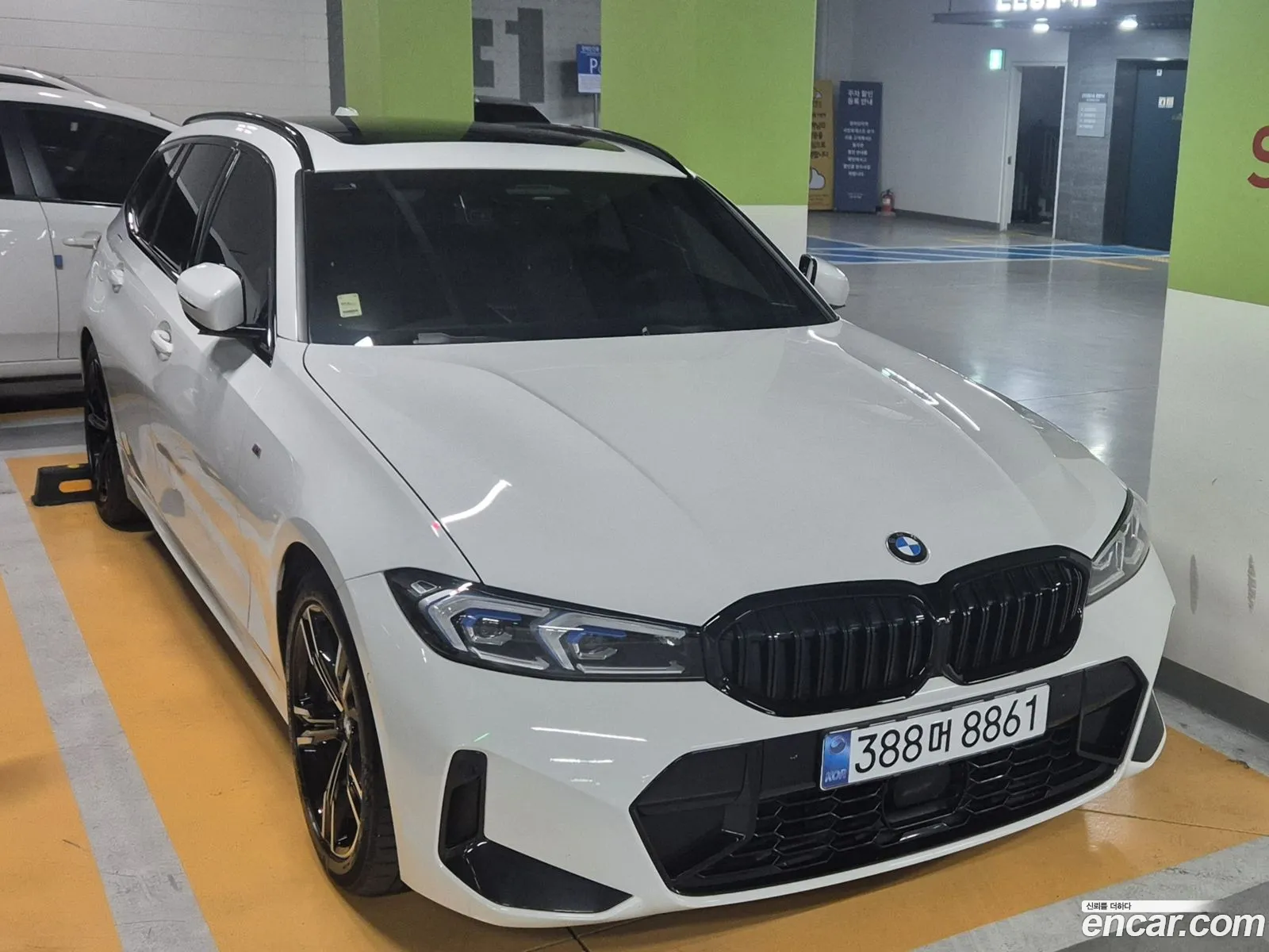 BMW 3 Series 2024 — 12