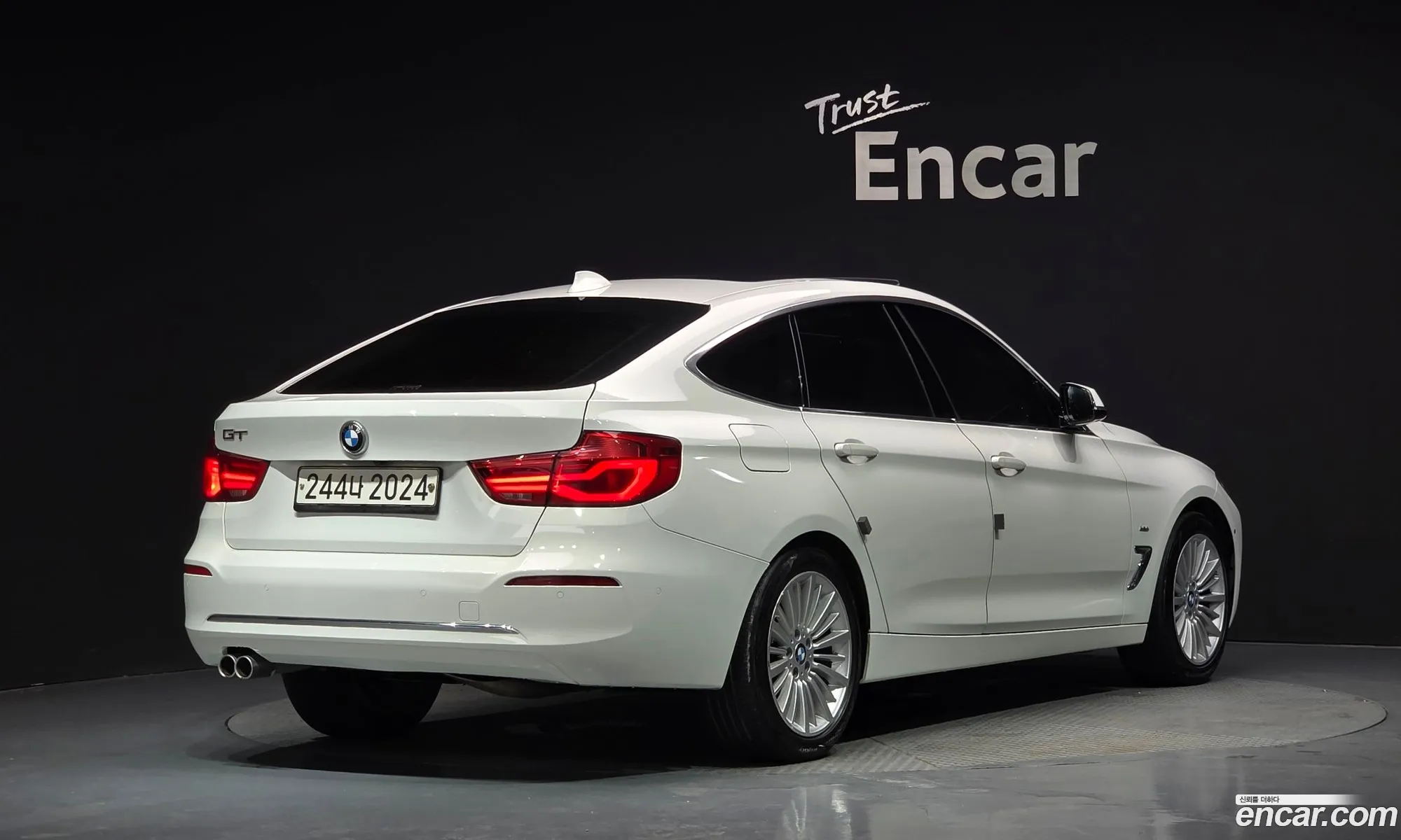 BMW 3 Series GT 2018 — 10