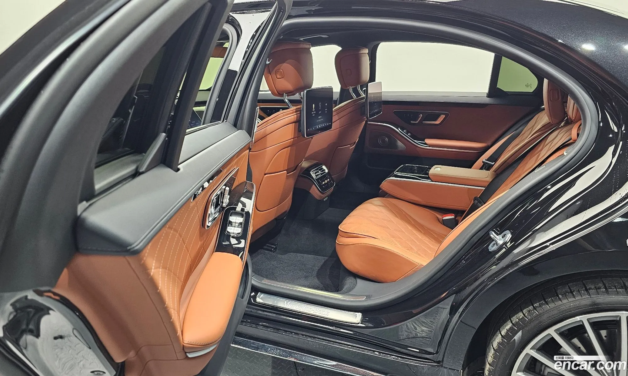Mercedes-Benz S-Class W223 2024 — 12