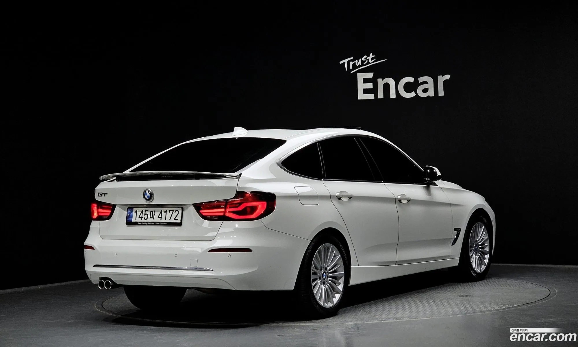 BMW 3 Series GT 2019 — 32