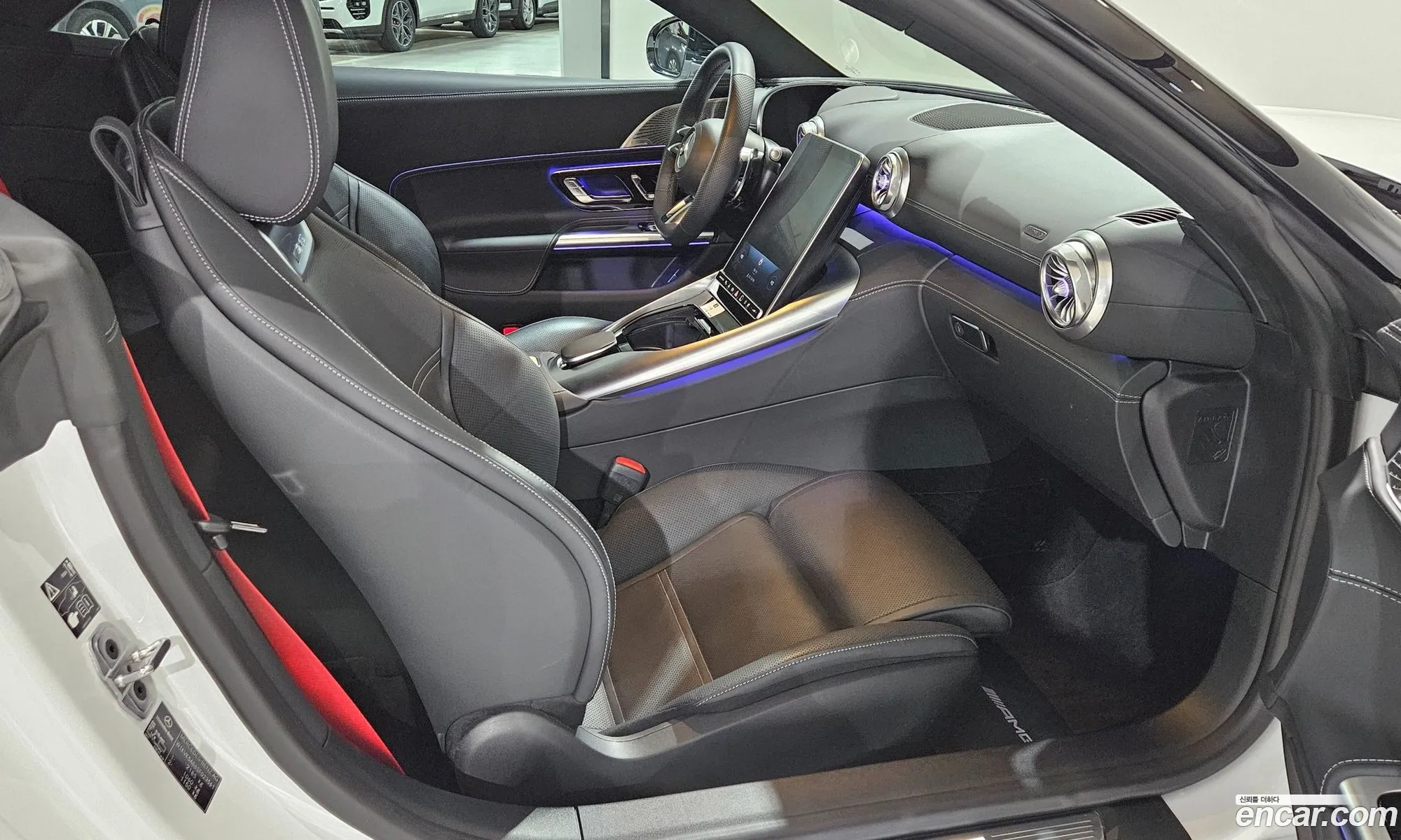 Mercedes-Benz SL-Class R232 2025 — 11