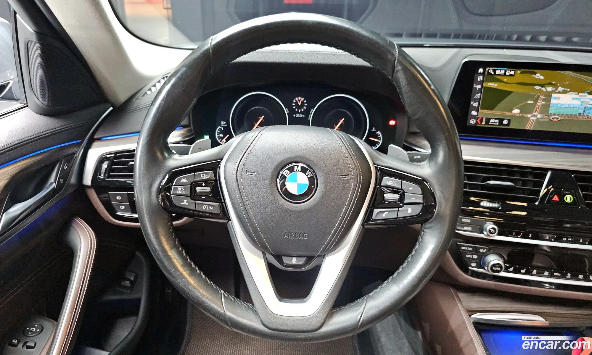 BMW 5 Series 2019 WBAJF5105KWW04915 — 2