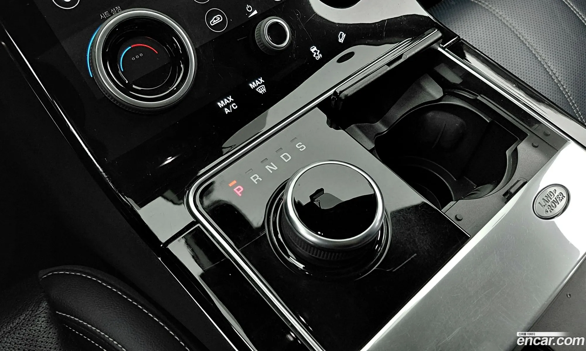 Land Rover Range Rover Velar 2019 — 3