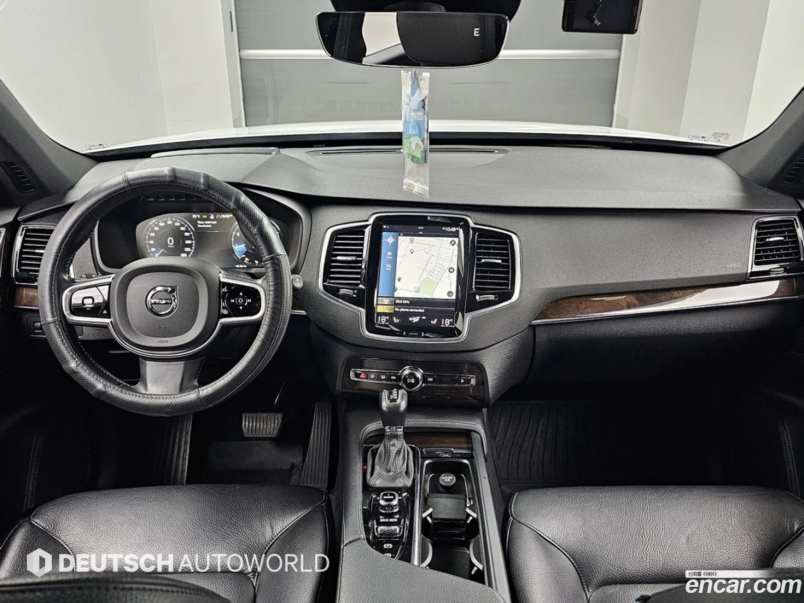 Volvo XC90 2017 — 13