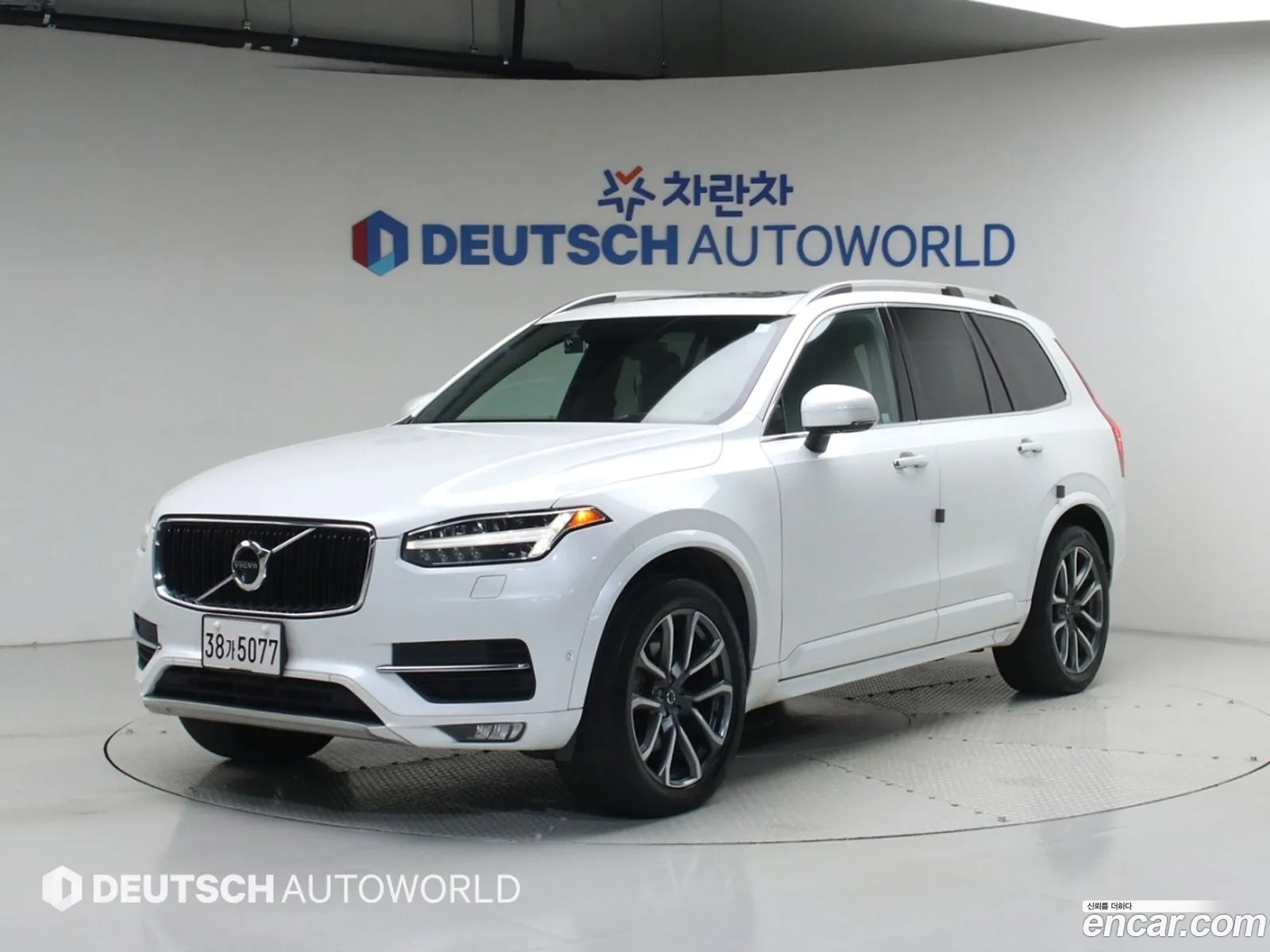 Volvo XC90 2017 — 20