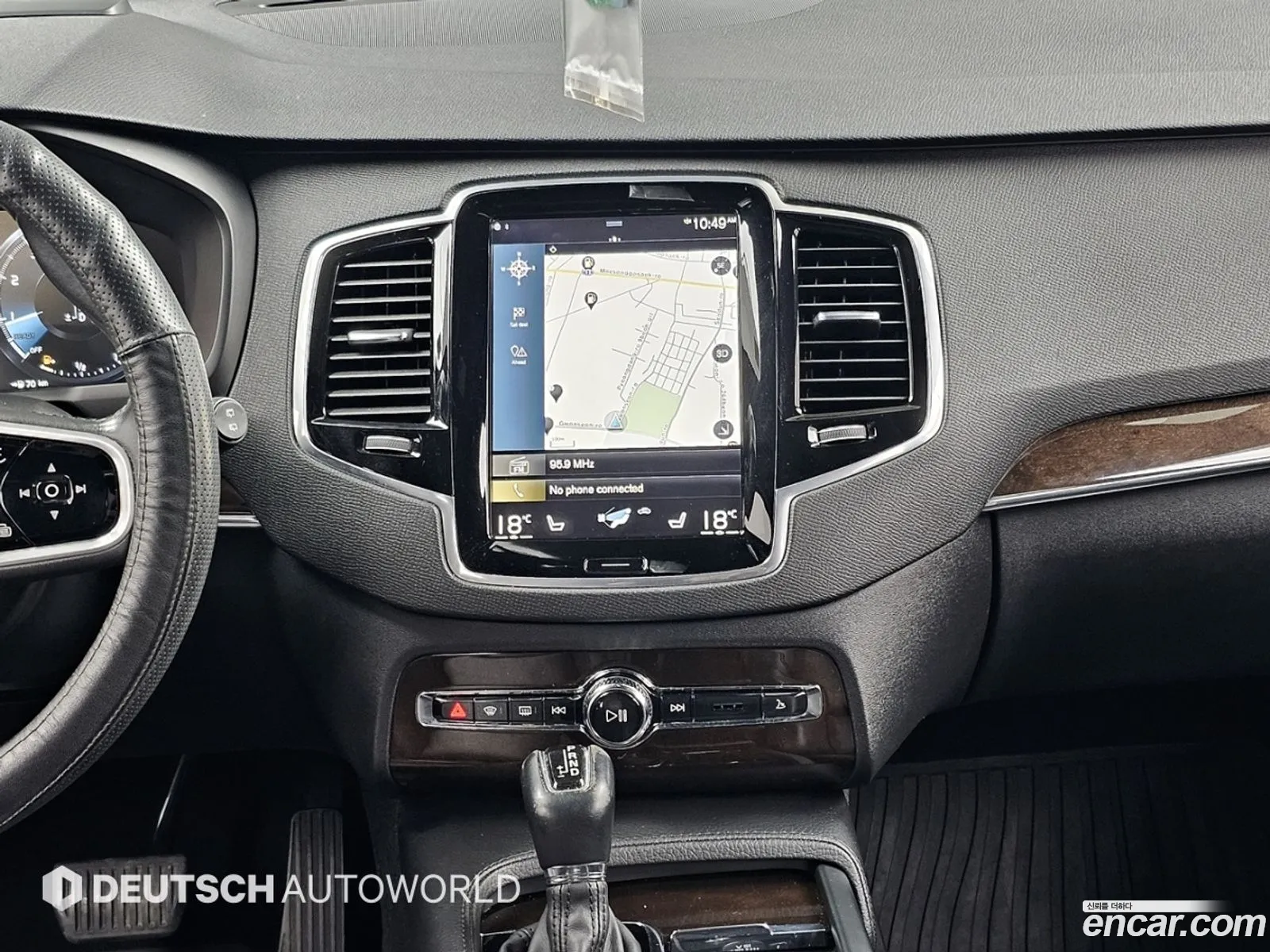 Volvo XC90 2017 — 19