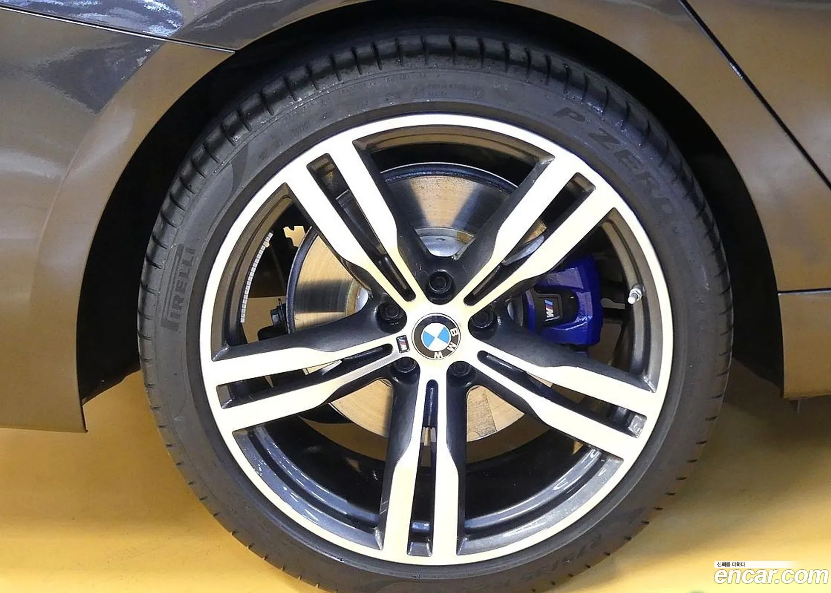 BMW 6 Series GT 2024 — 18