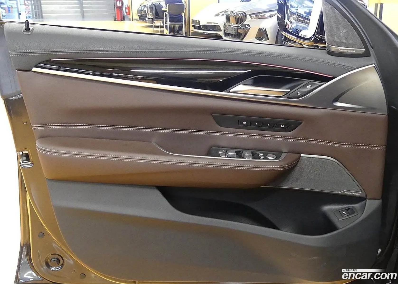 BMW 6 Series GT 2024 — 12
