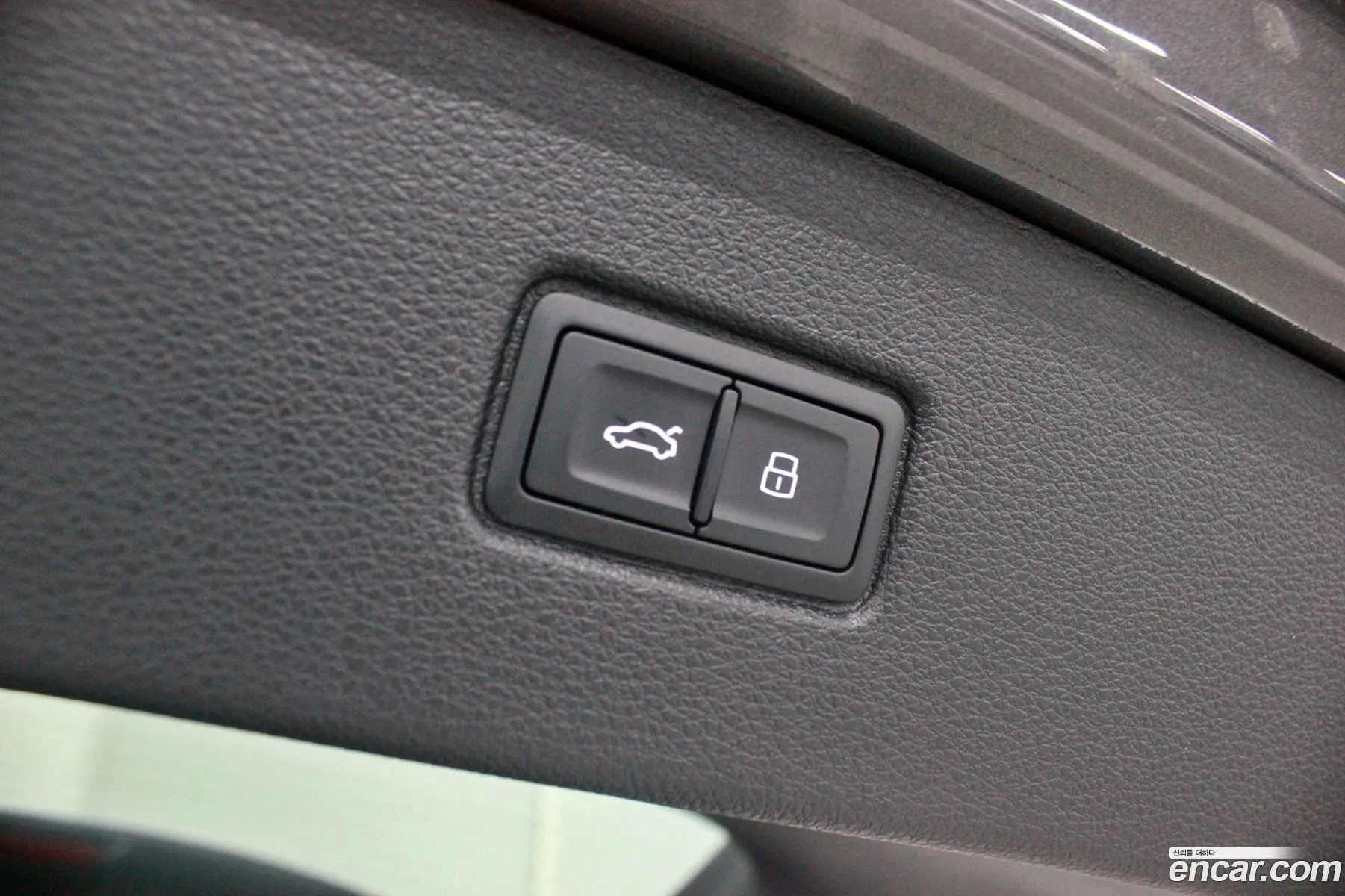 Audi Q7 2025 — 7