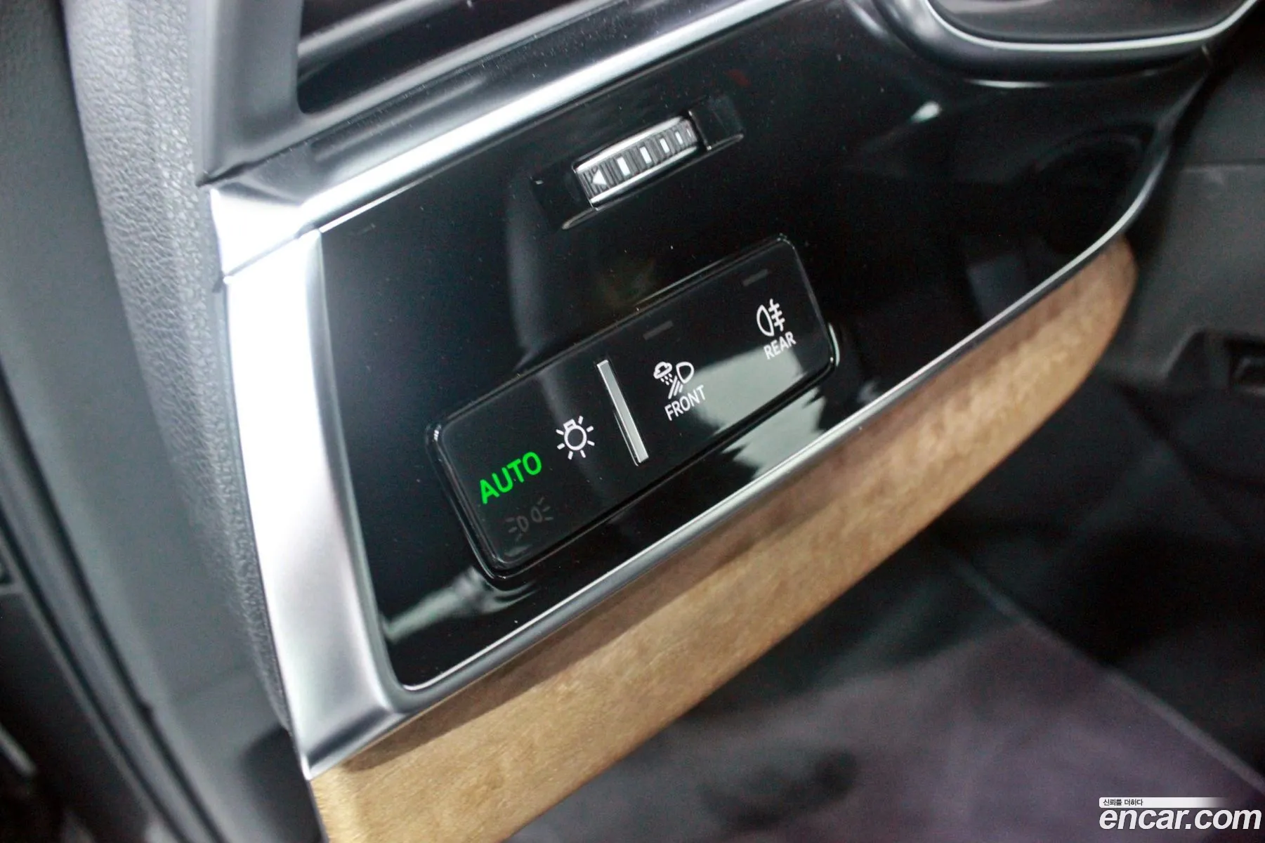 Audi Q7 2025 — 10