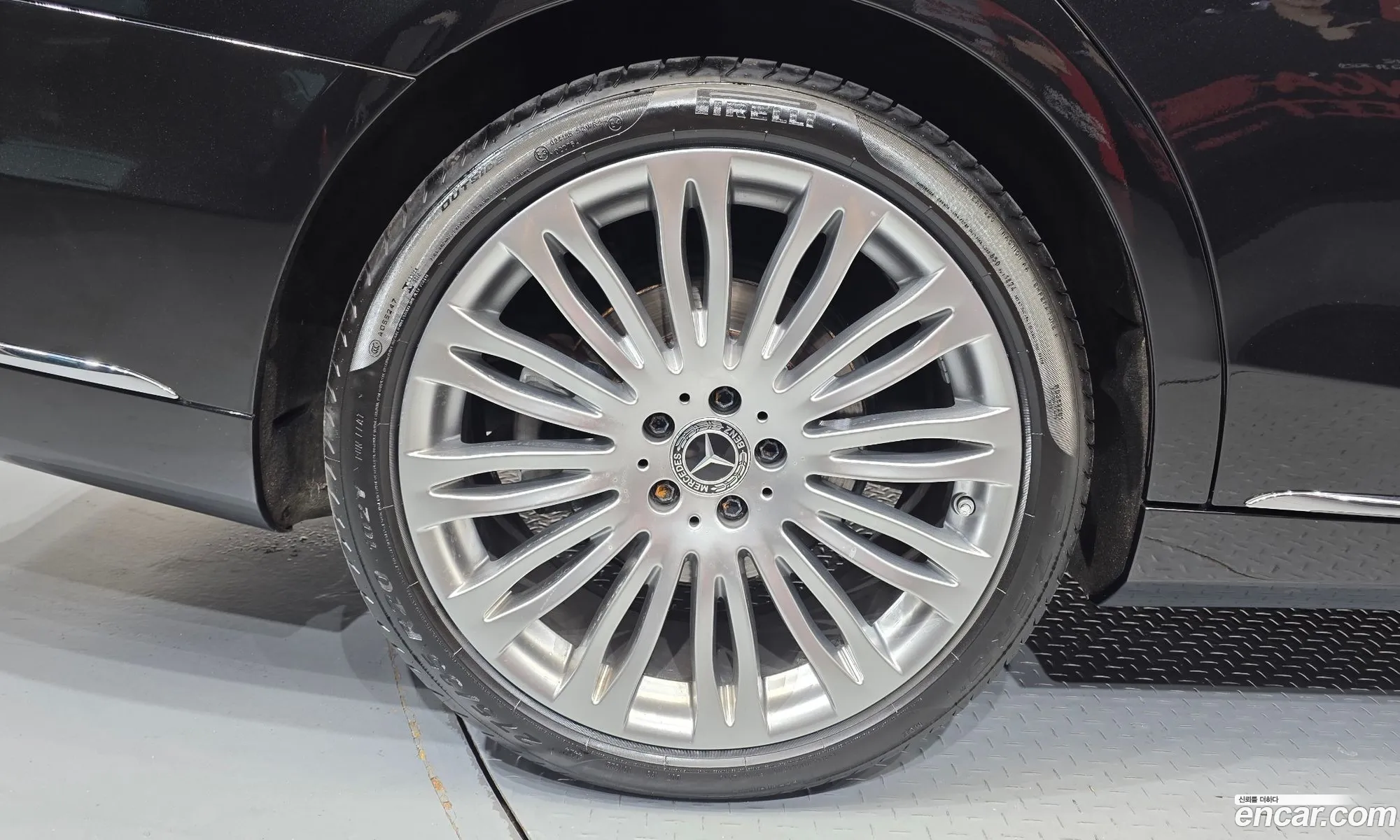 Mercedes-Benz S-Class W222 2019 — 13