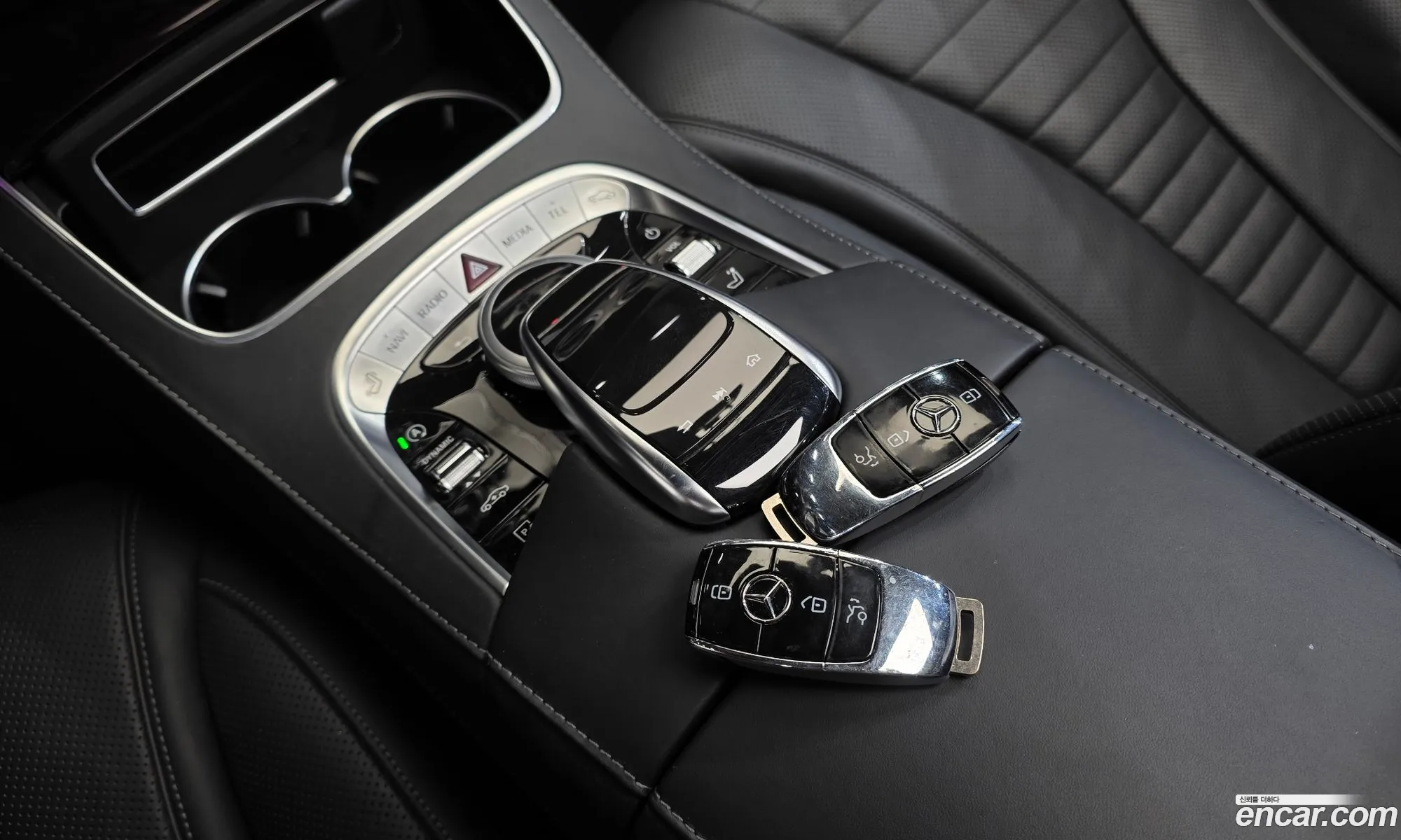 Mercedes-Benz S-Class W222 2019 — 28