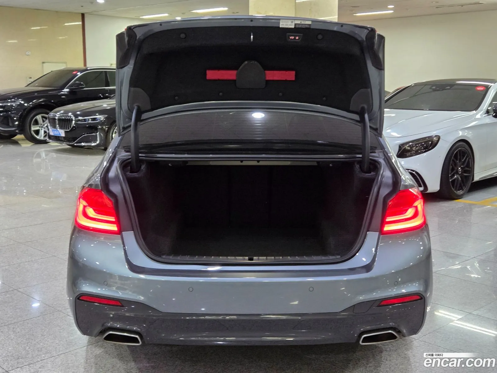BMW 5 Series 2017 — 18