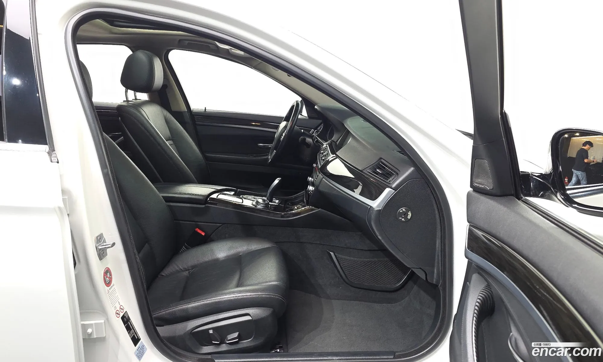 BMW 5 Series 2013 WBA5B9108ED028886 — 16