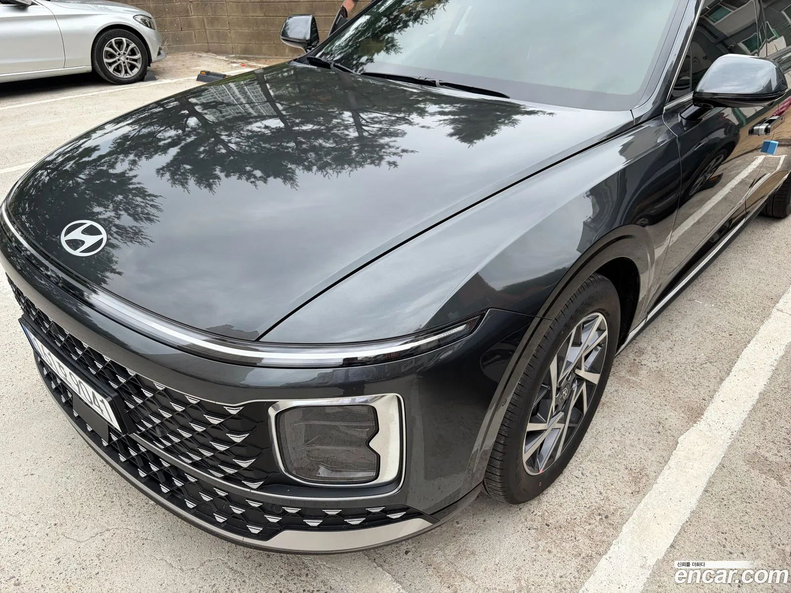 Hyundai Grandeur Hybrid 2026 — 4