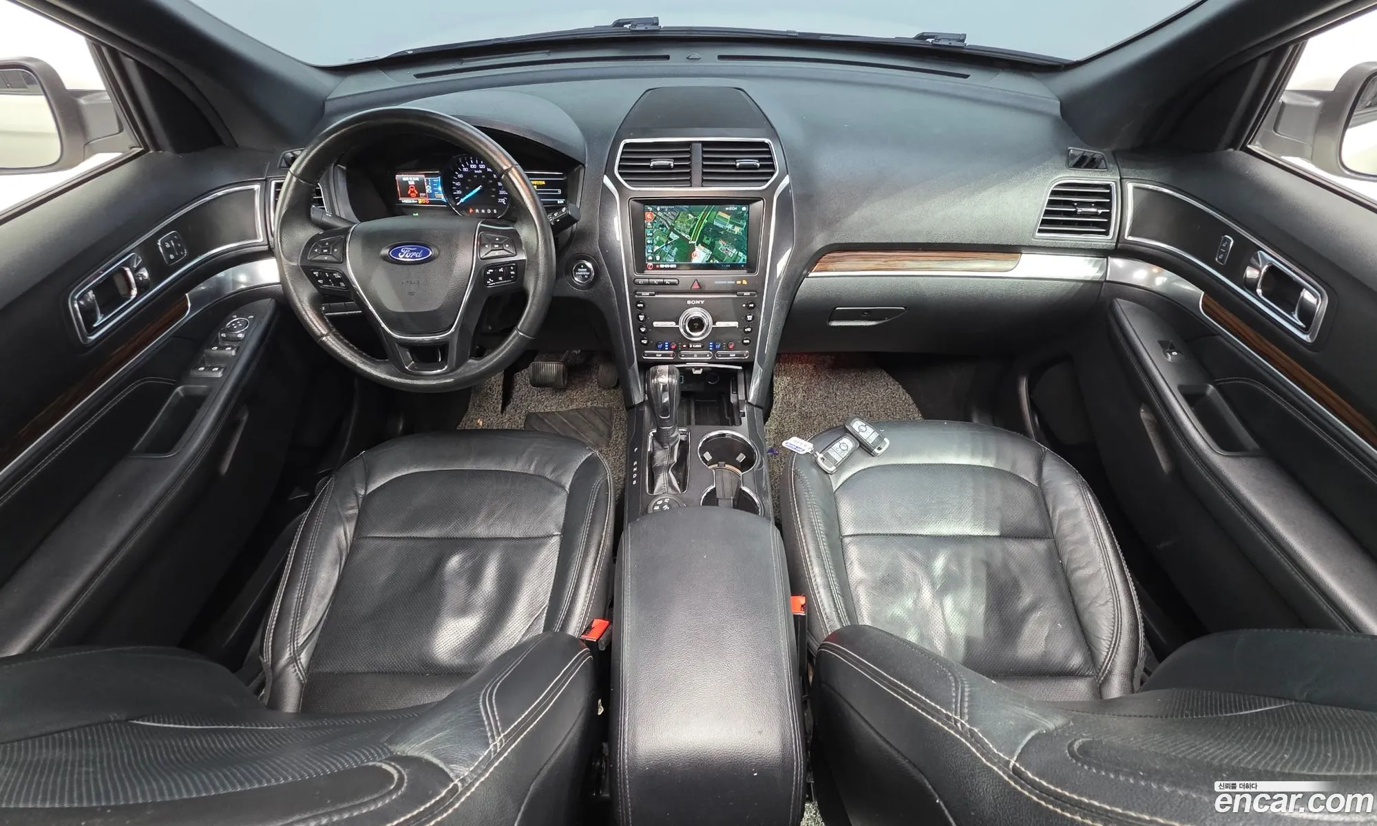 Ford Explorer 2019 1FM5K8FHXKGA25599 — 18