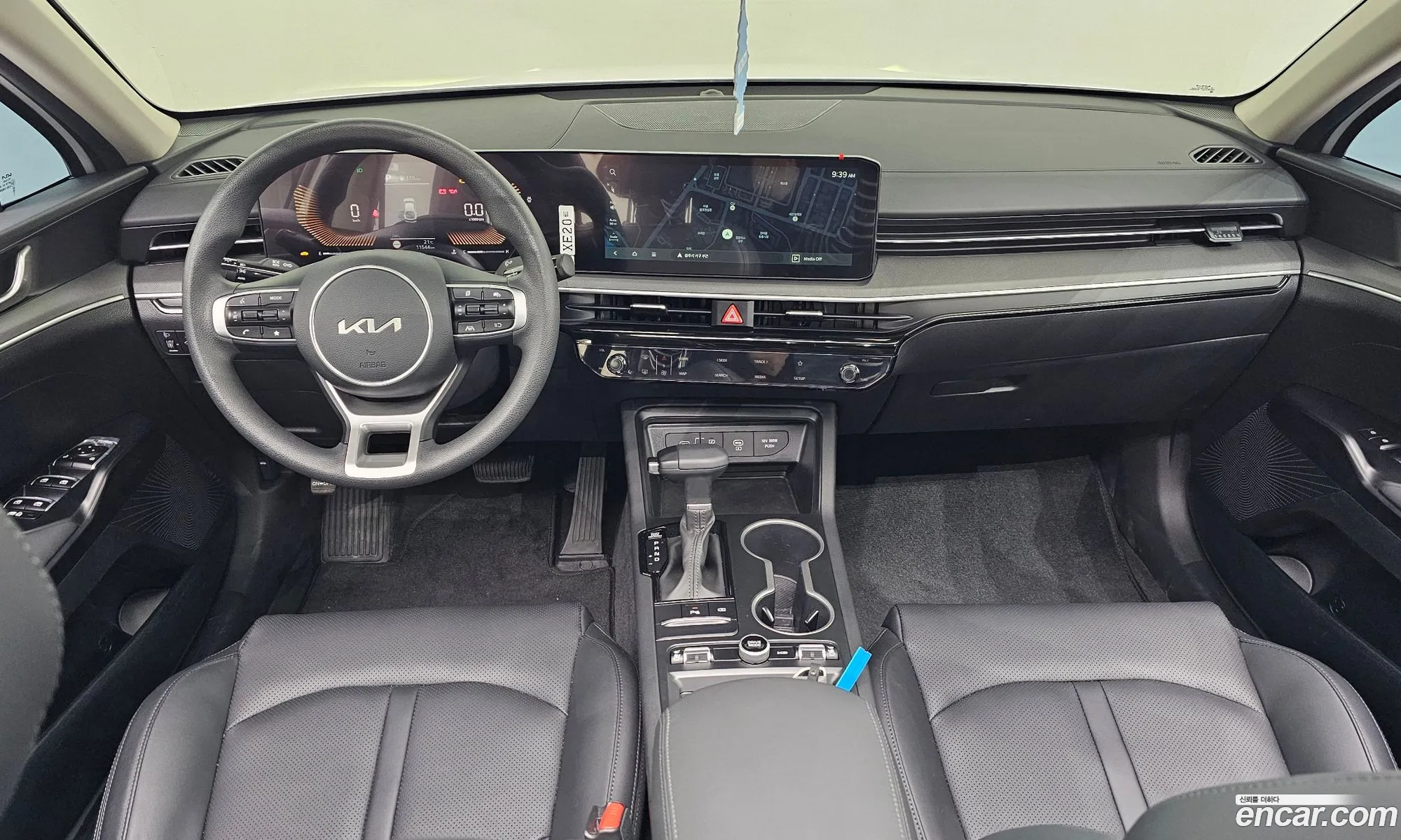 Kia K5 2025 KNAG541BBTA425705 — 2